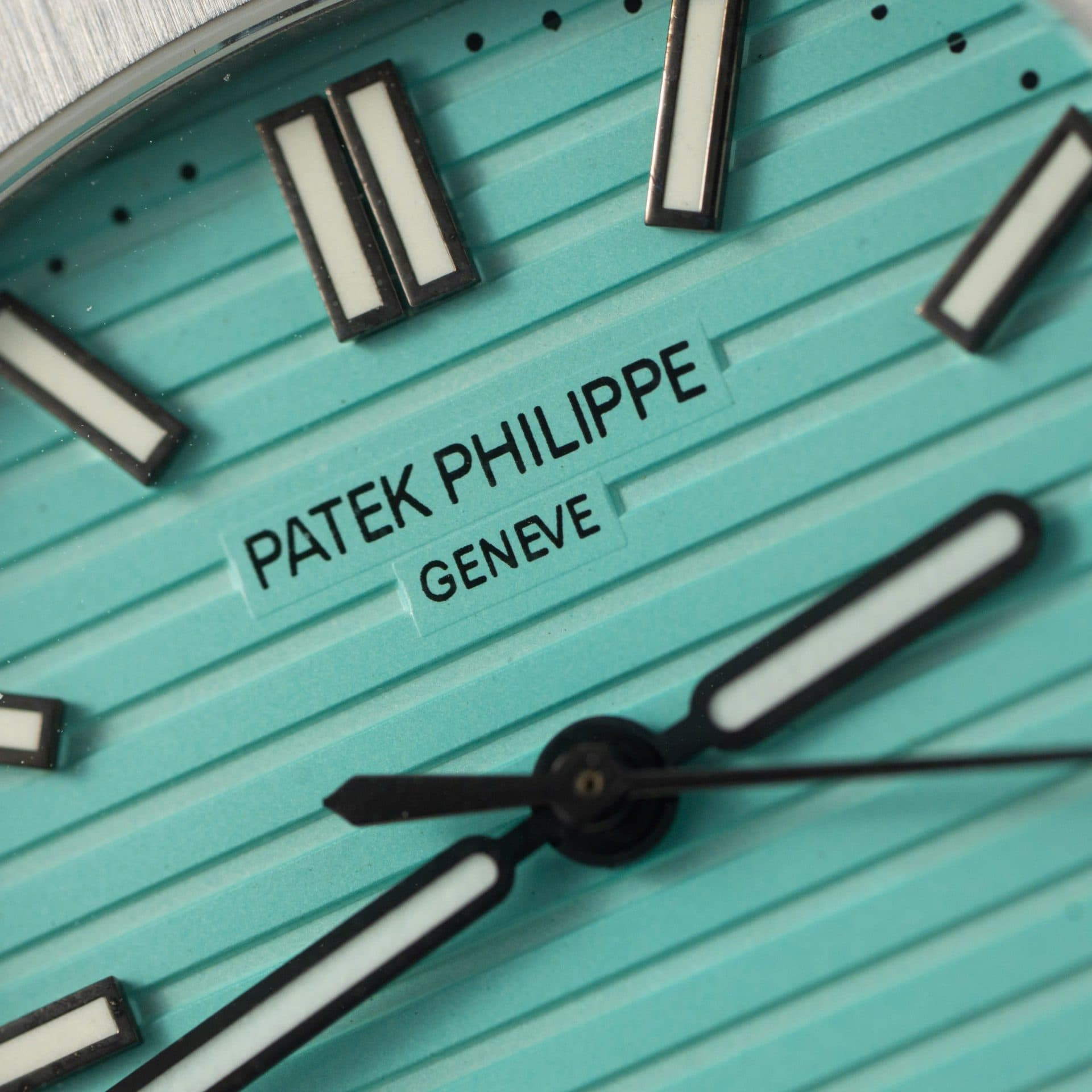 Dong-Ho-Patek-Philippe-Nautilus-5711-Tiffany-Co-Nha-May-3K-Rep-11-1-1