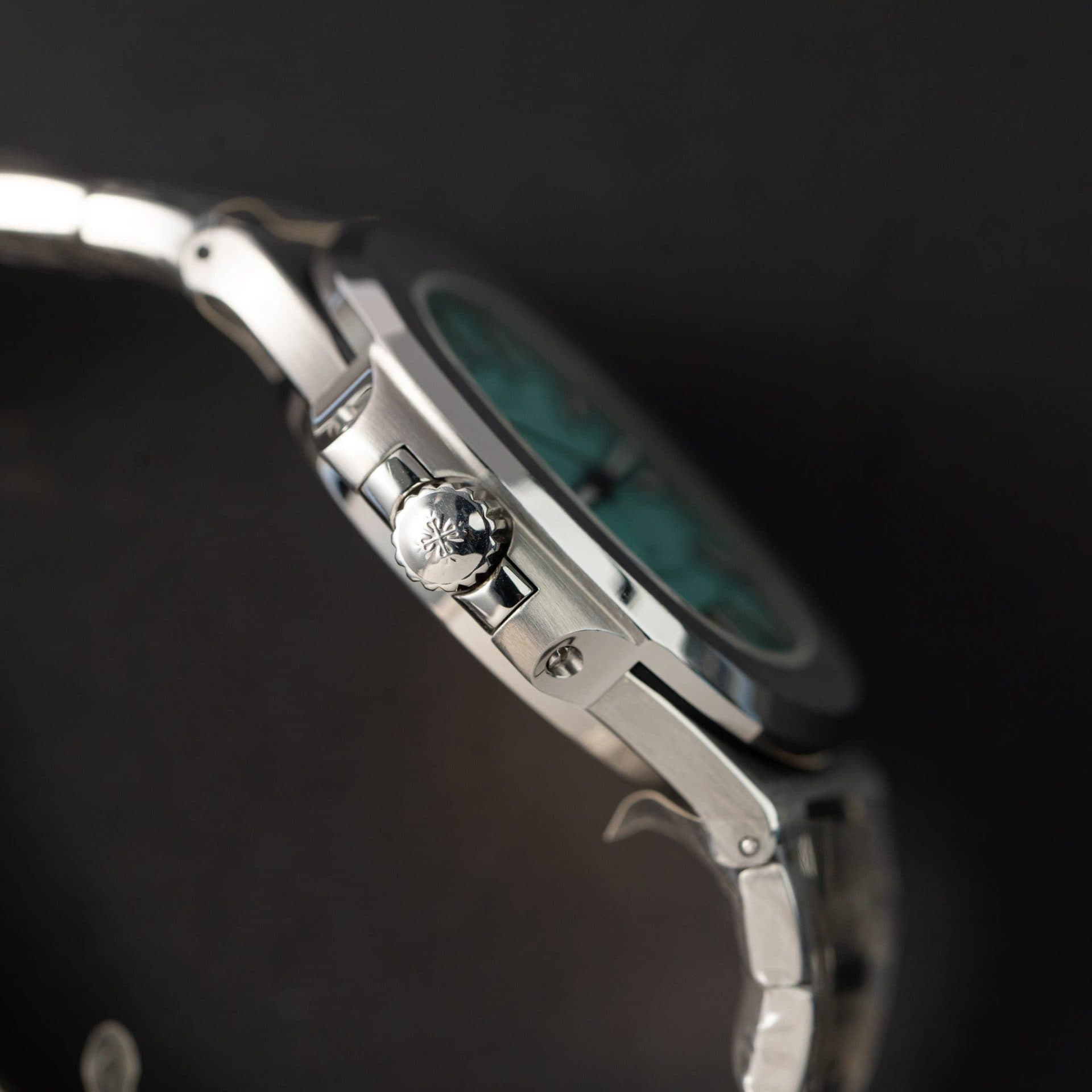 Dong-Ho-Patek-Philippe-Nautilus-5711-Tiffany-Co-Nha-May-3K-Rep-11-2-1