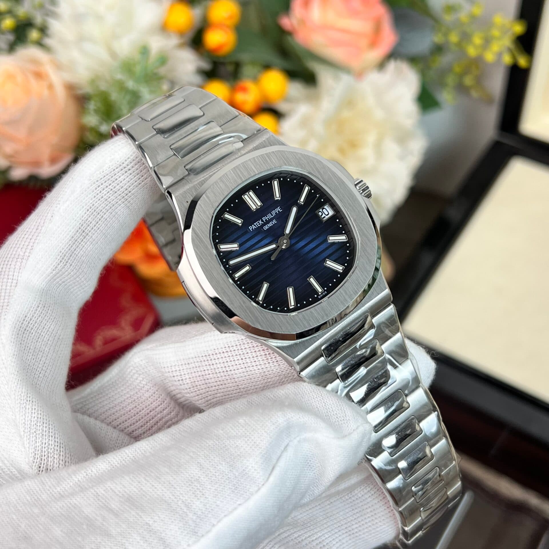 Dong-Ho-Patek-Philippe-Nautilus-5711-Tinh-Chinh-Full-Like-Auth-40mm-4-1