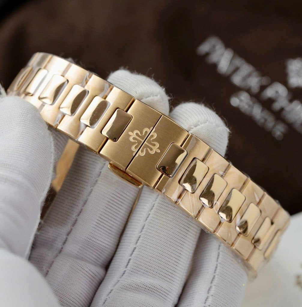 Dong-Ho-Patek-Philippe-Nautilus-5724R-Mat-Xam-Replica-11-Boc-Vang-Dinh-Kim-Cuong-Moissanite-Baguette-PPF-40mm-3-1