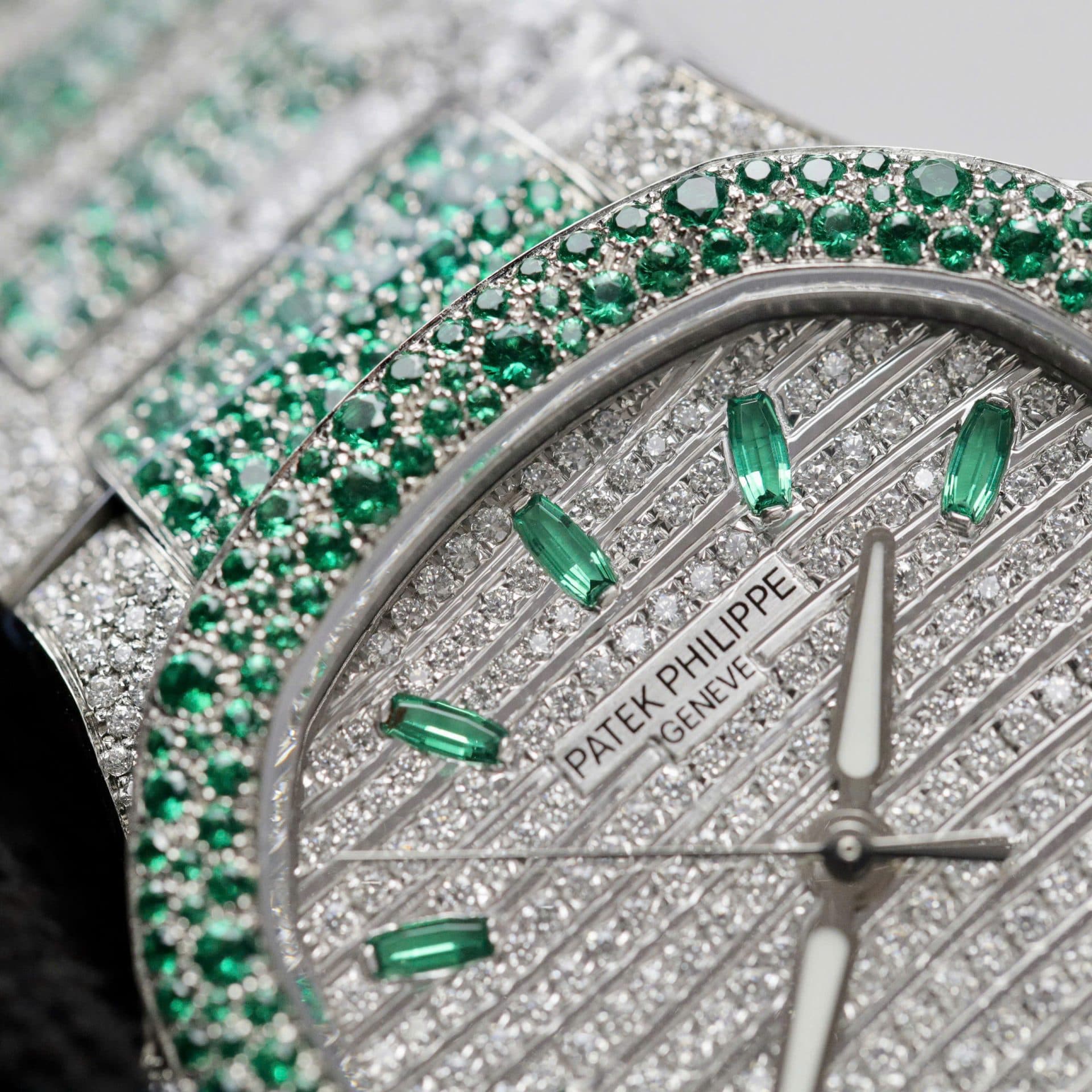 Dong-Ho-Patek-Philippe-Nautilus-7118-Che-Tac-Full-Moissanite-Hong-Kong-5-1