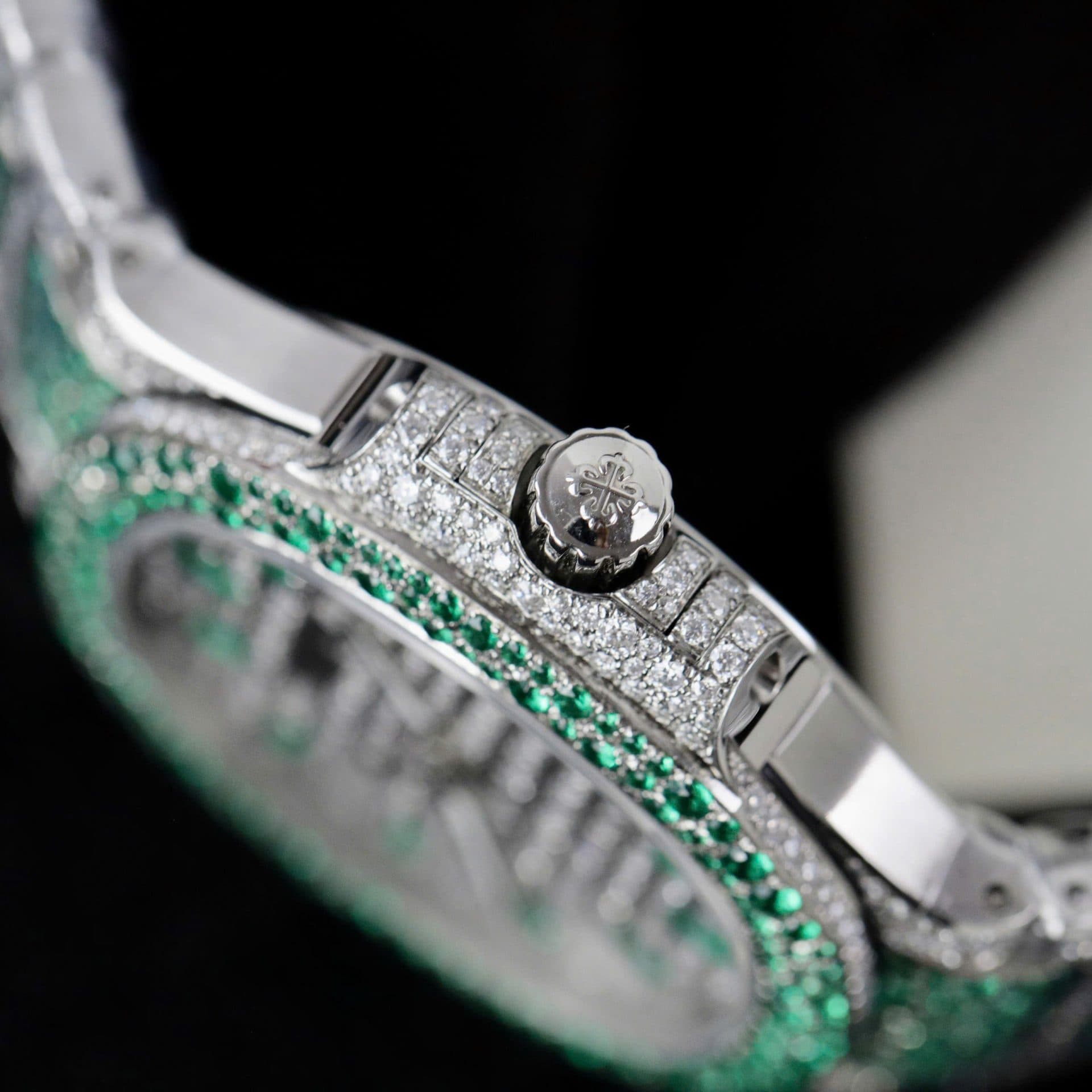 Dong-Ho-Patek-Philippe-Nautilus-7118-Che-Tac-Full-Moissanite-Hong-Kong-7-1