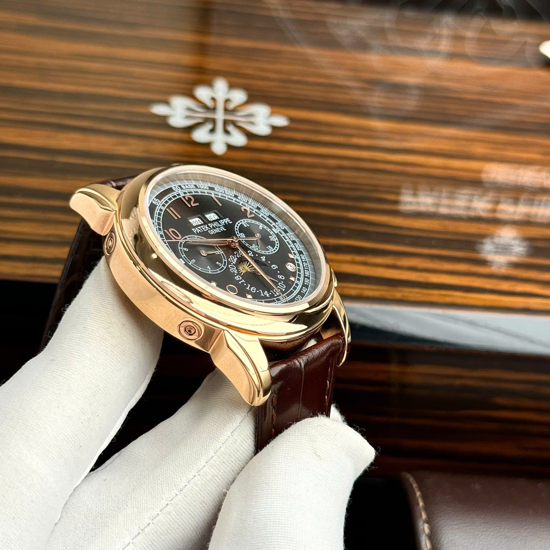 Dong-Ho-Patek-Philippe-Perpetal-Calendar-5270-Fake-11-Nam-Day-Da-41mm-3-1