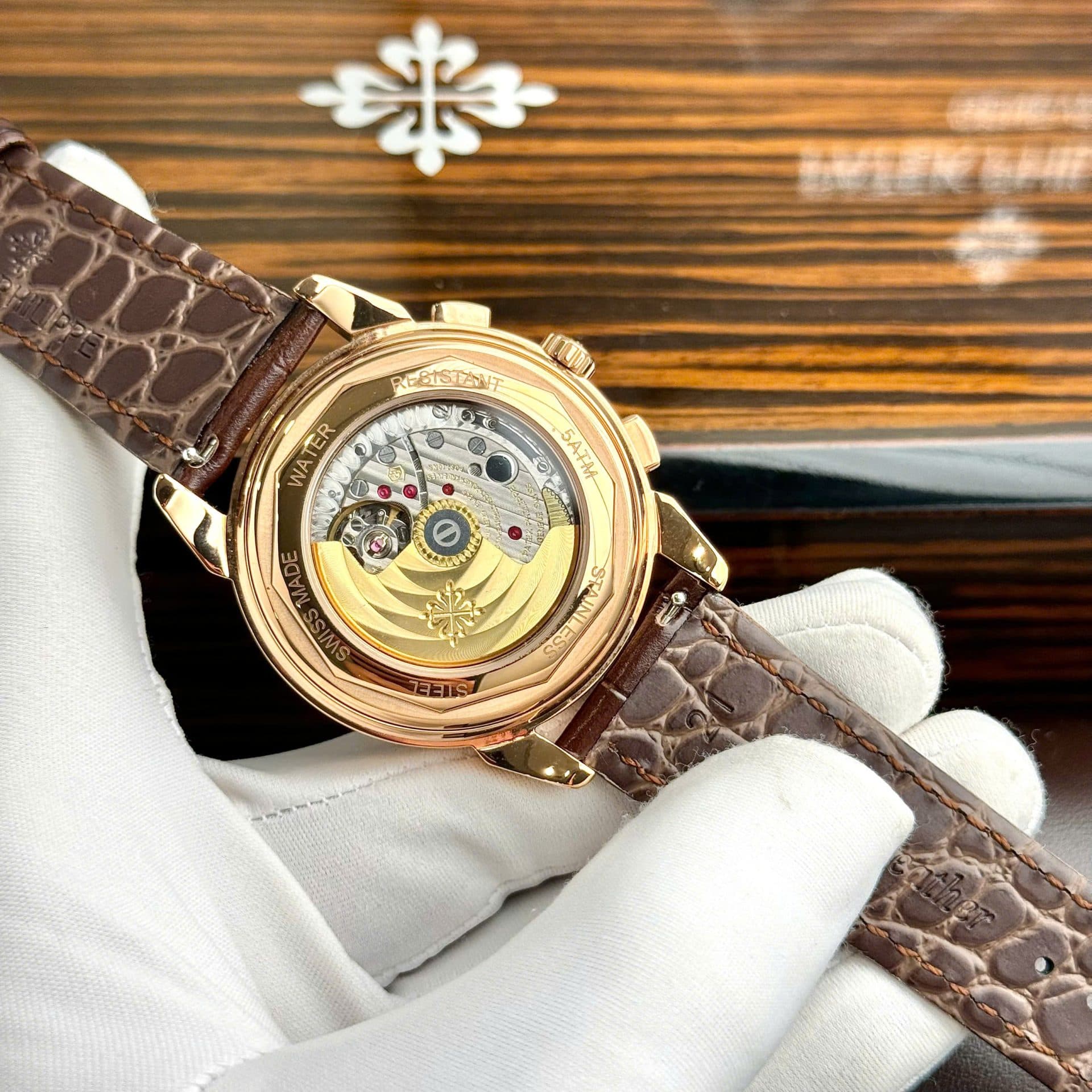 Dong-Ho-Patek-Philippe-Perpetal-Calendar-5270-Fake-11-Nam-Day-Da-41mm-7-1