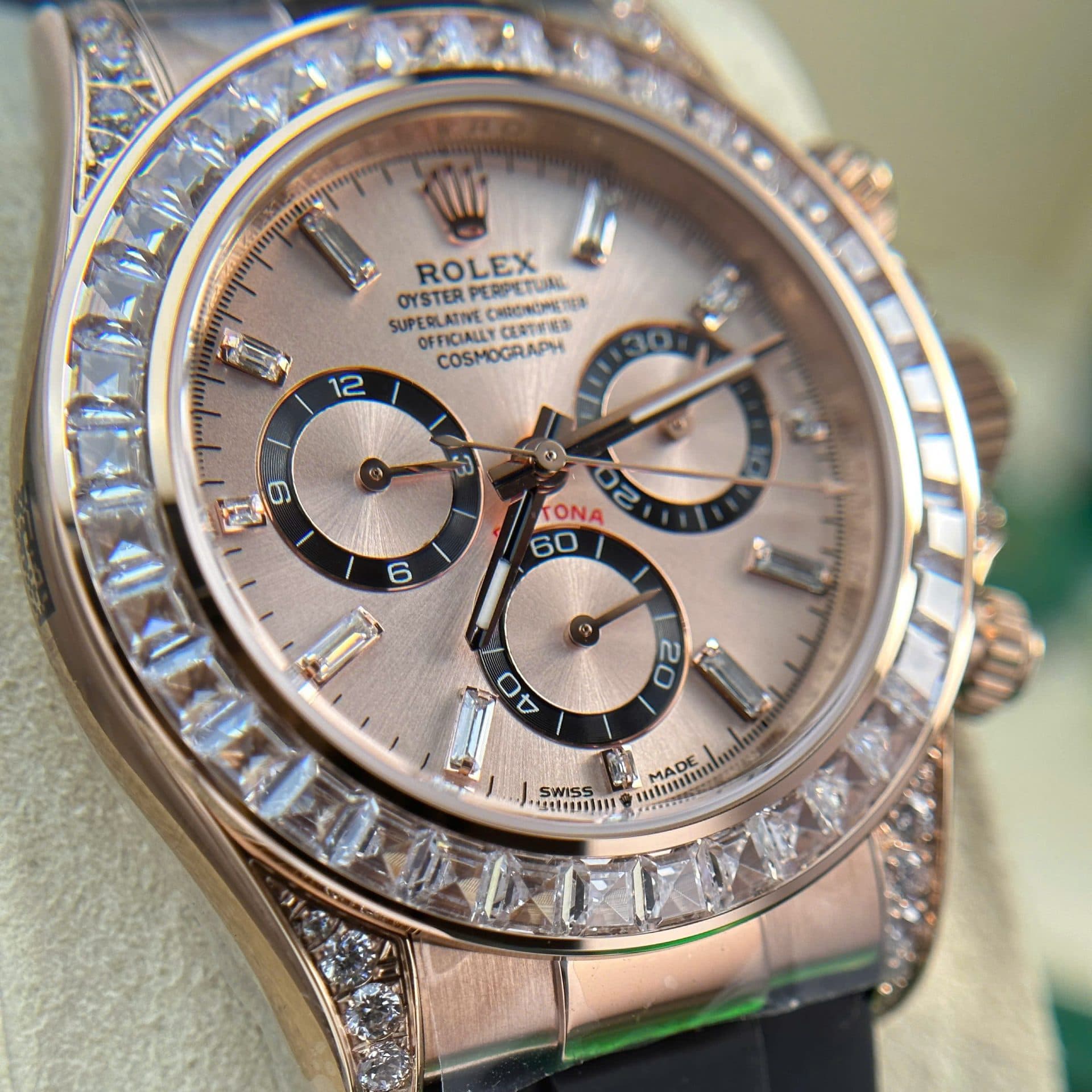 Dong-Ho-Rep-11-Rolex-Daytona-126535TBR-Mat-Sundust-Dinh-Da-Baguette-40mm-5-1