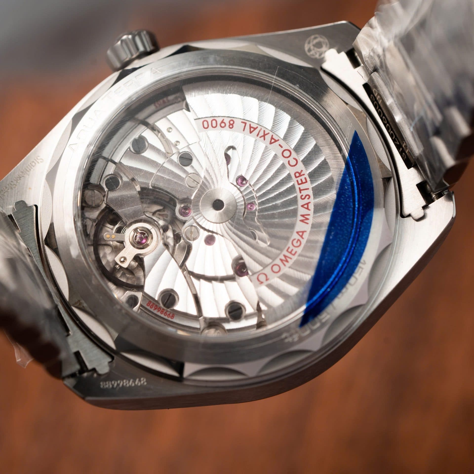Dong-Ho-Replica-11-Omega-Seamaster-Aqua-Terra-Mat-Den-Nha-May-VS-41mm-9-1