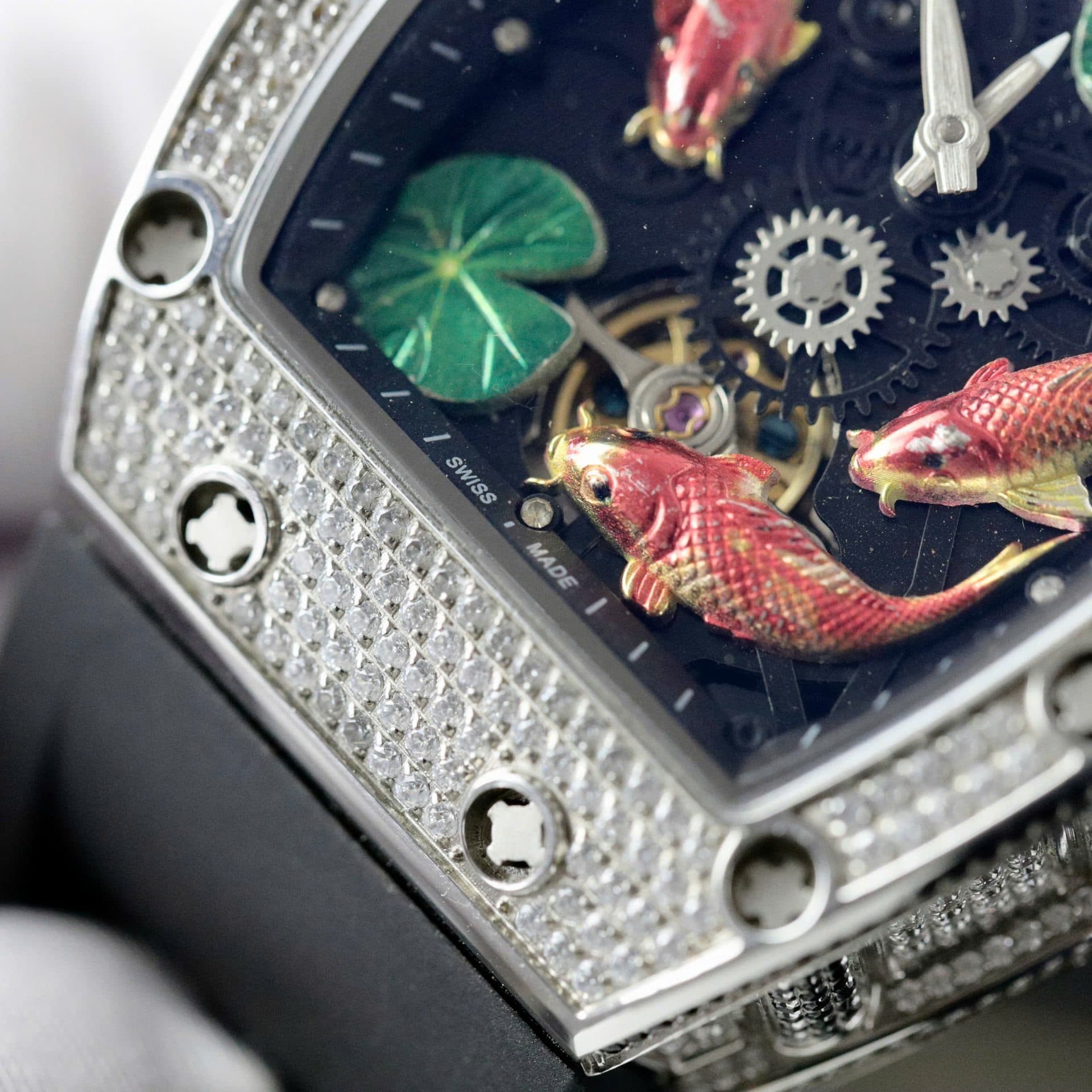 Dong-Ho-Richard-Mille-Ca-Coi-Replica-11-Day-Cao-Su-Den-42mm-5-1