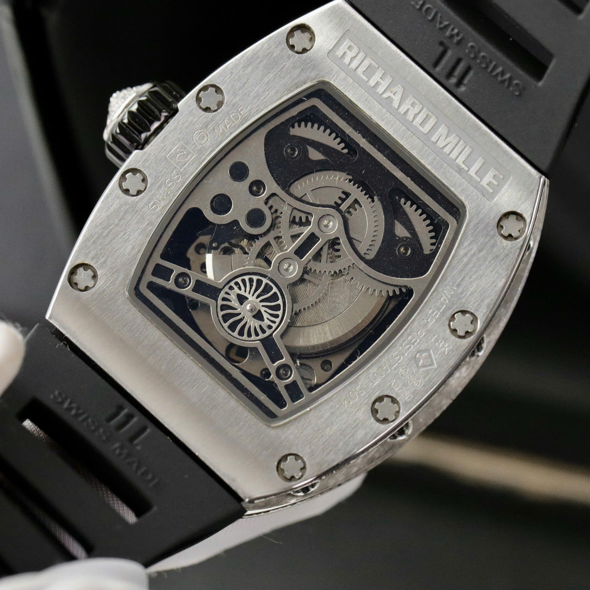 Dong-Ho-Richard-Mille-Ca-Coi-Replica-11-Day-Cao-Su-Den-42mm-7-1
