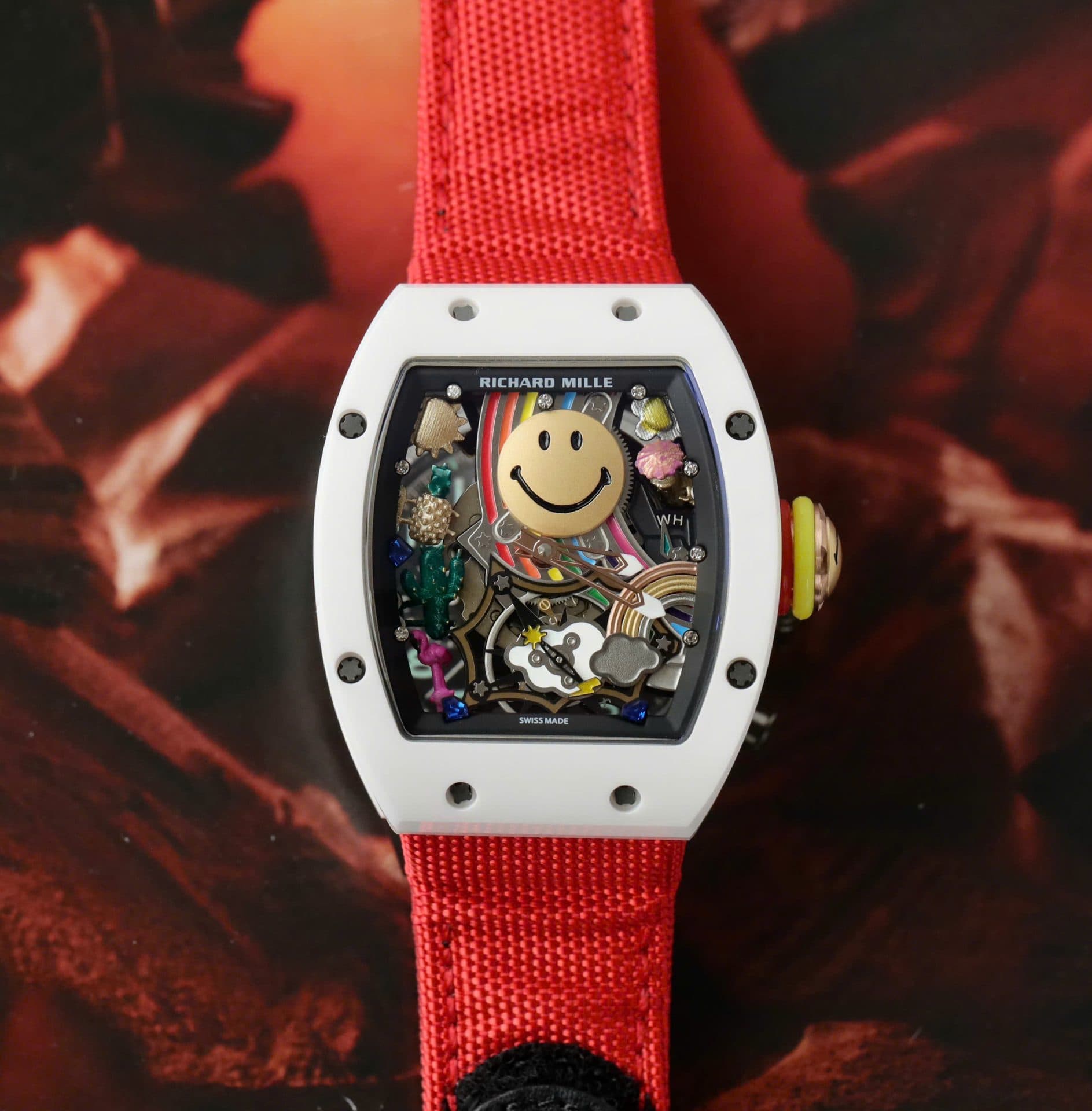 Dong-Ho-Richard-Mille-Clone-11-RM88-Smiley-Vo-Gom-Trang-Day-Vai-Nato-42mm-4-1