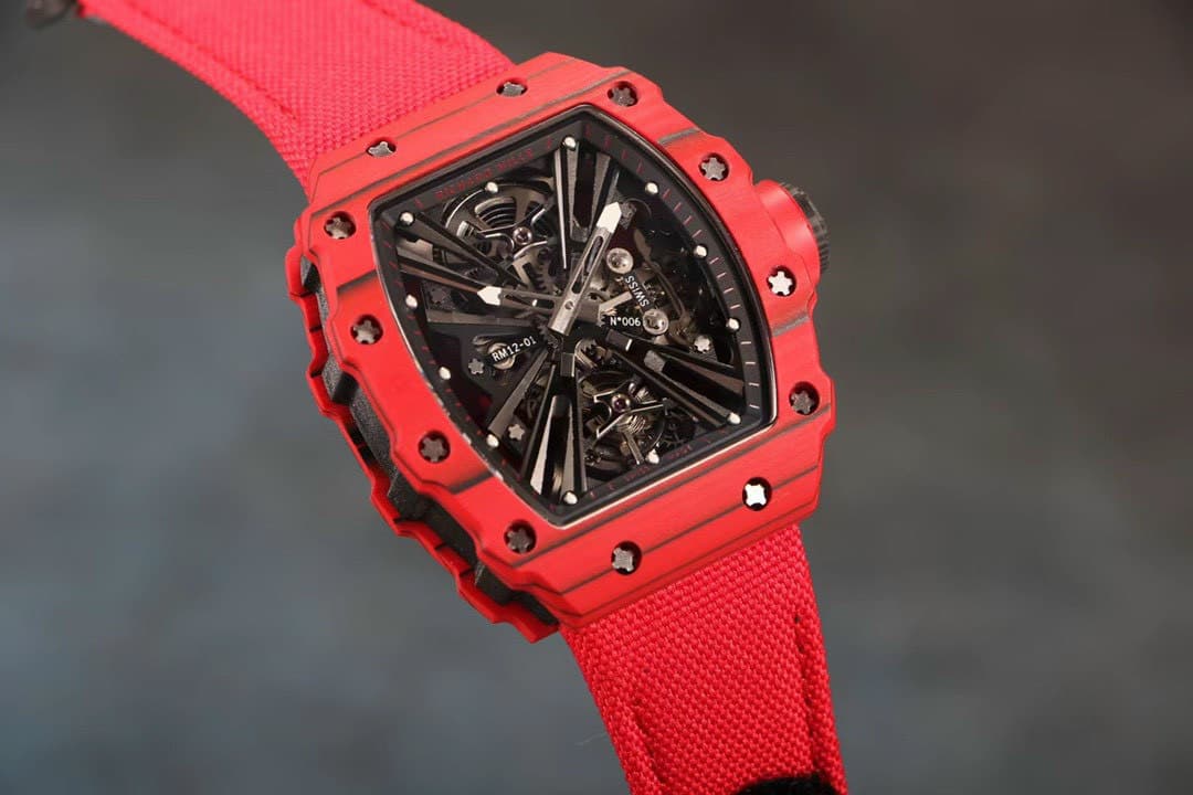 Dong-Ho-Richard-Mille-Nam-Rep-11-RM12-01-Tourbillon-Mau-Do-40mm-8-1