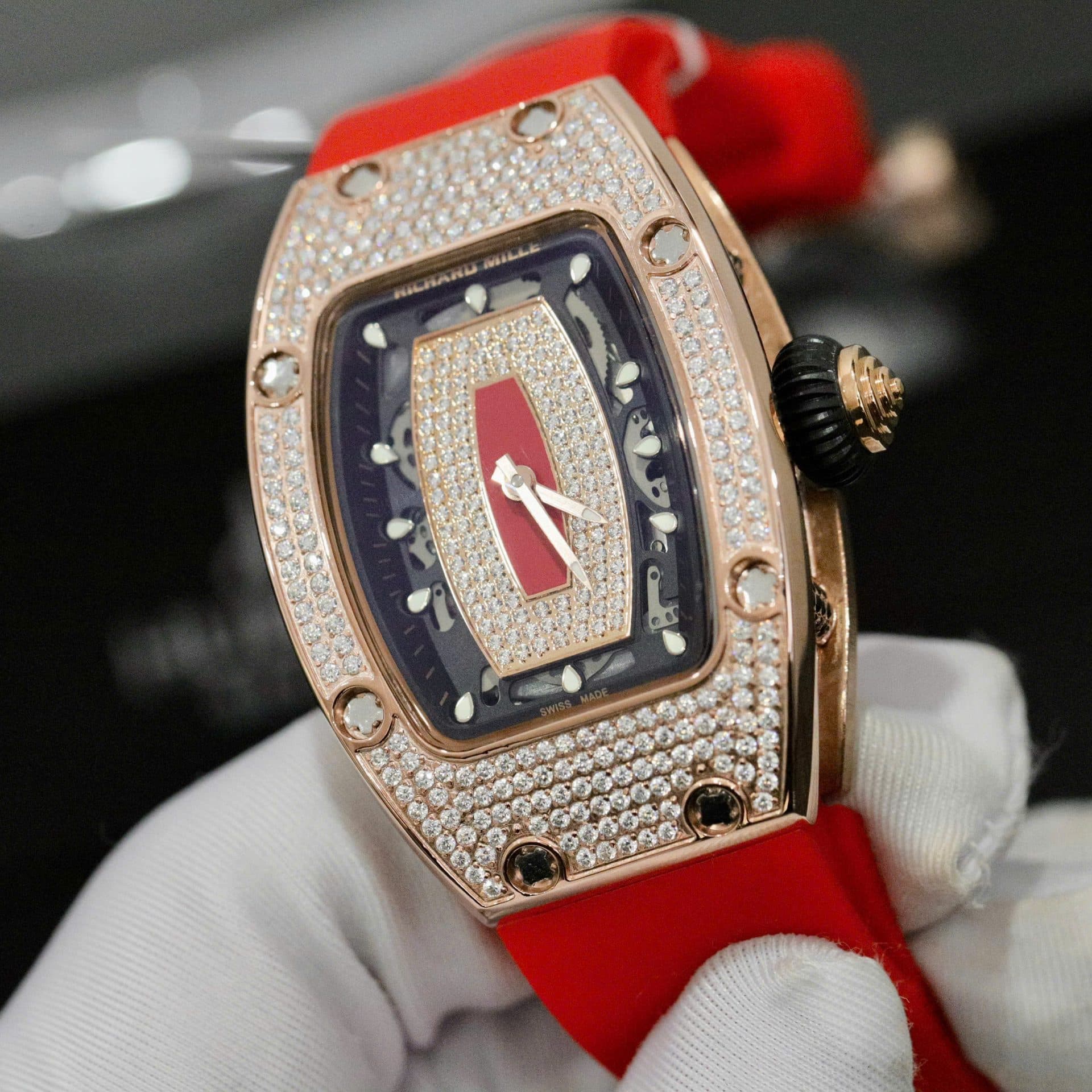 Dong-Ho-Richard-Mille-RM007-Che-Tac-Dinh-Kim-Cuong-Moissanite-Mau-Do-36mm-4-1
