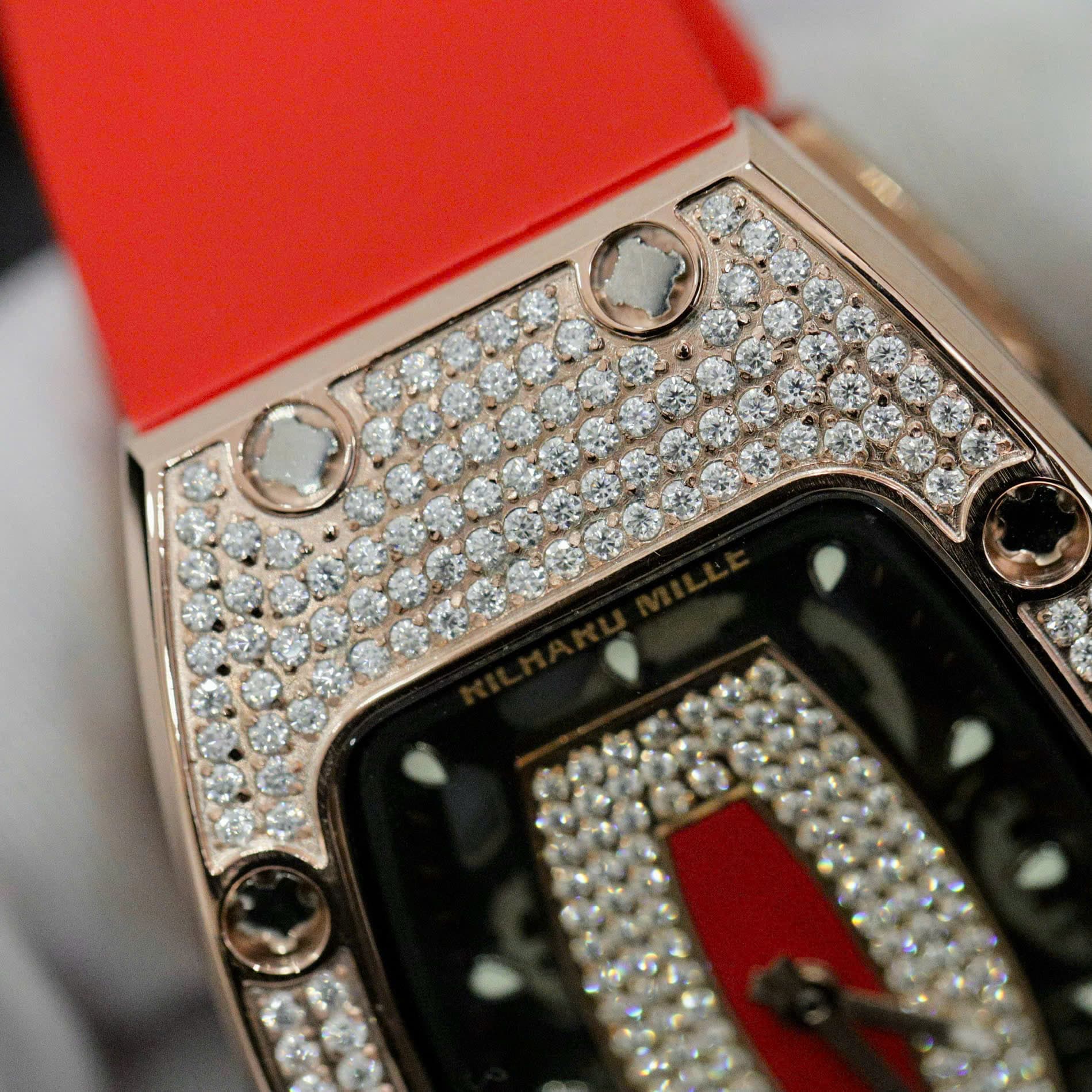 Dong-Ho-Richard-Mille-RM007-Che-Tac-Dinh-Kim-Cuong-Moissanite-Mau-Do-36mm-5-1