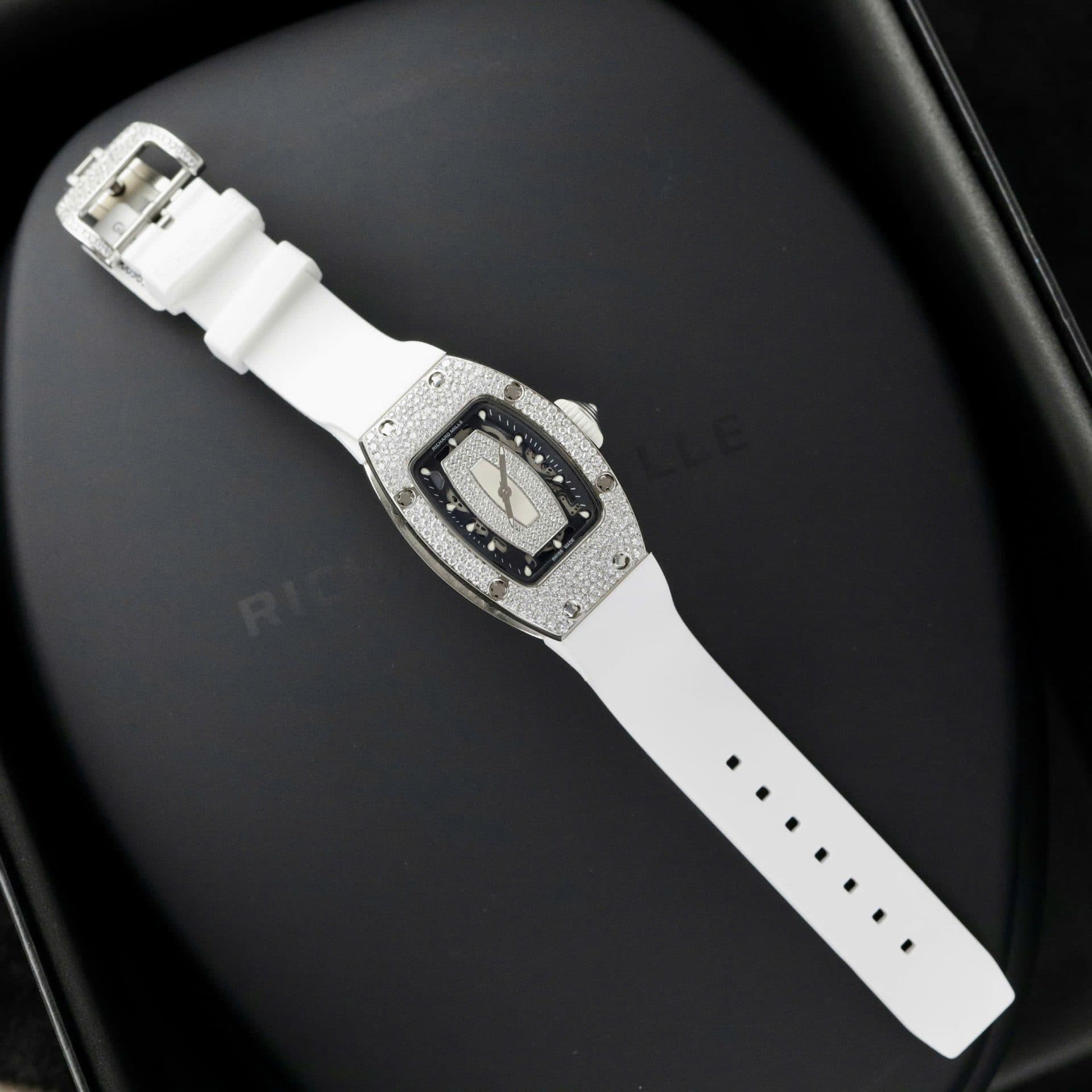 Dong-Ho-Richard-Mille-RM007-Mau-Trang-Che-Tac-Dinh-Full-Kim-Cuong-Moissanite-36mm-2-1