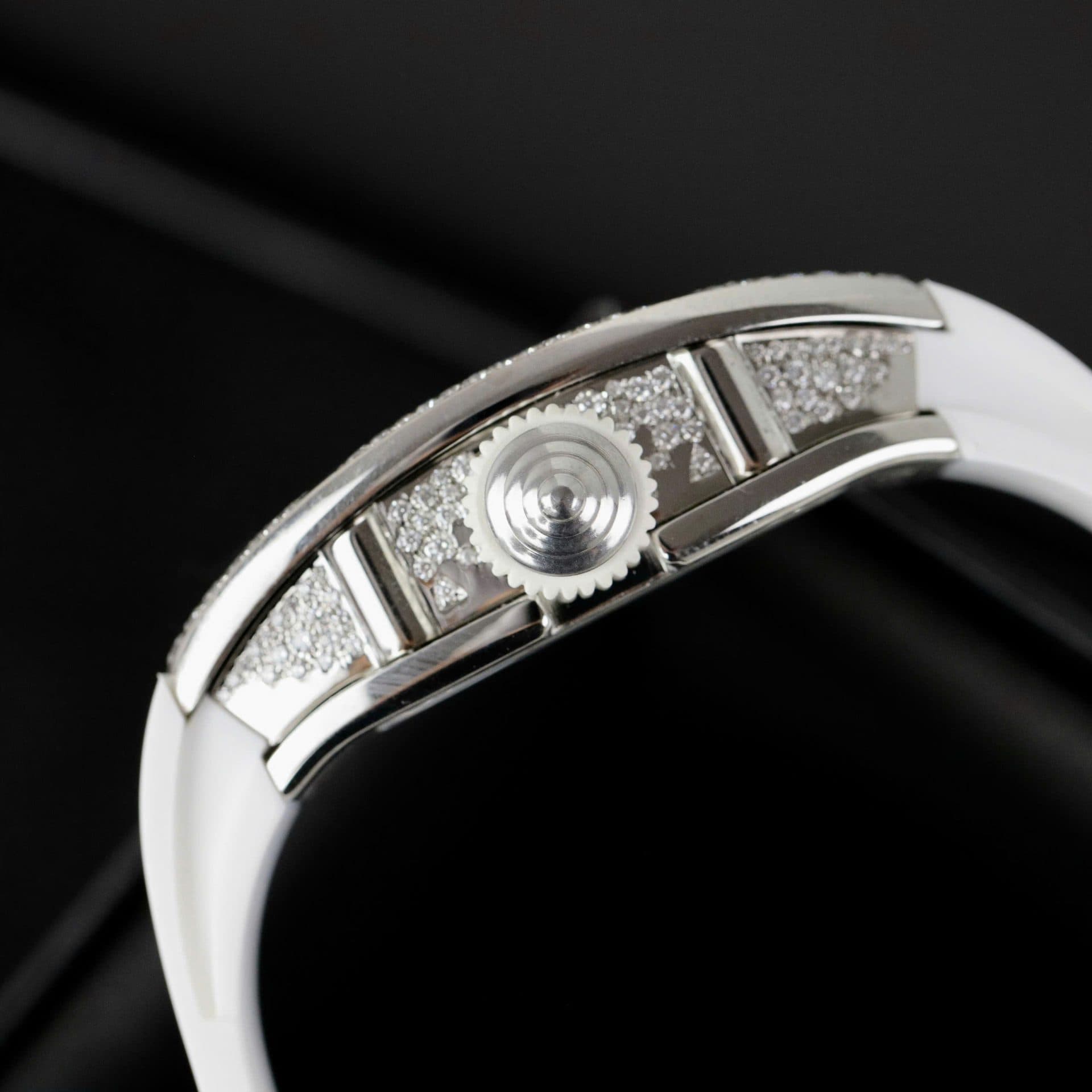 Dong-Ho-Richard-Mille-RM007-Mau-Trang-Che-Tac-Dinh-Full-Kim-Cuong-Moissanite-36mm-7-1