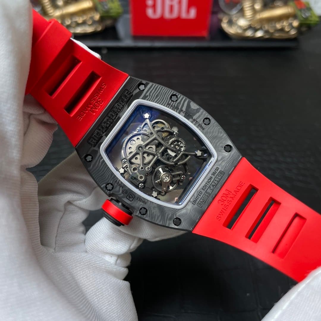 Dong-Ho-Richard-Mille-RM055-Carbon-NTPT-Rep-11-BBR-Mau-Do-45mm-6-1