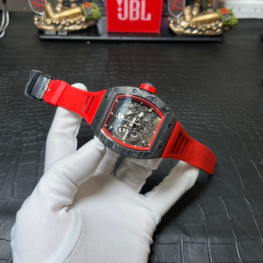 Dong-Ho-Richard-Mille-RM055-Carbon-NTPT-Rep-11-BBR-Mau-Do-45mm-9-1