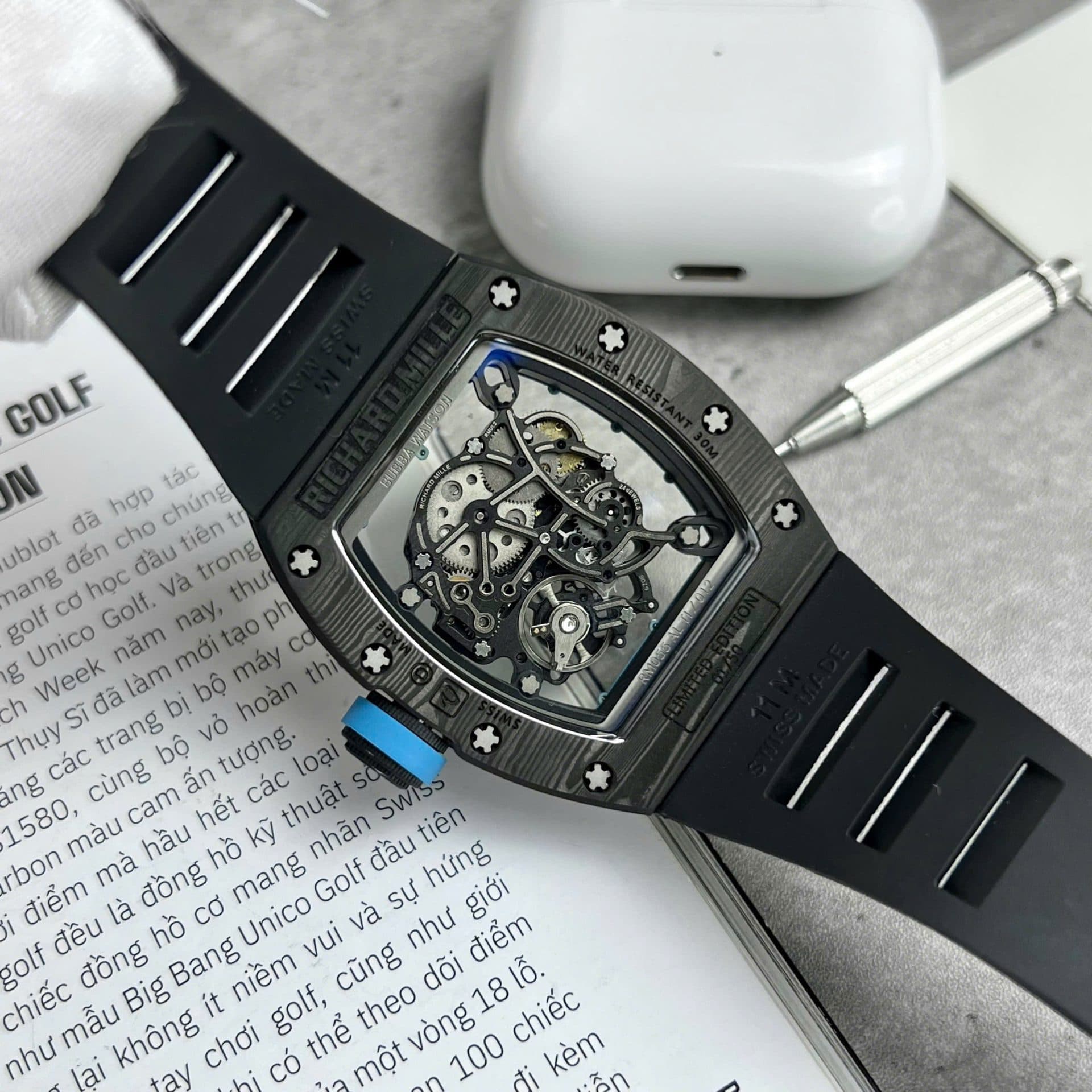 Dong-Ho-Richard-Mille-RM055-Replica-11-Vo-Full-Carbon-Day-Cao-Su-45mm-9-1