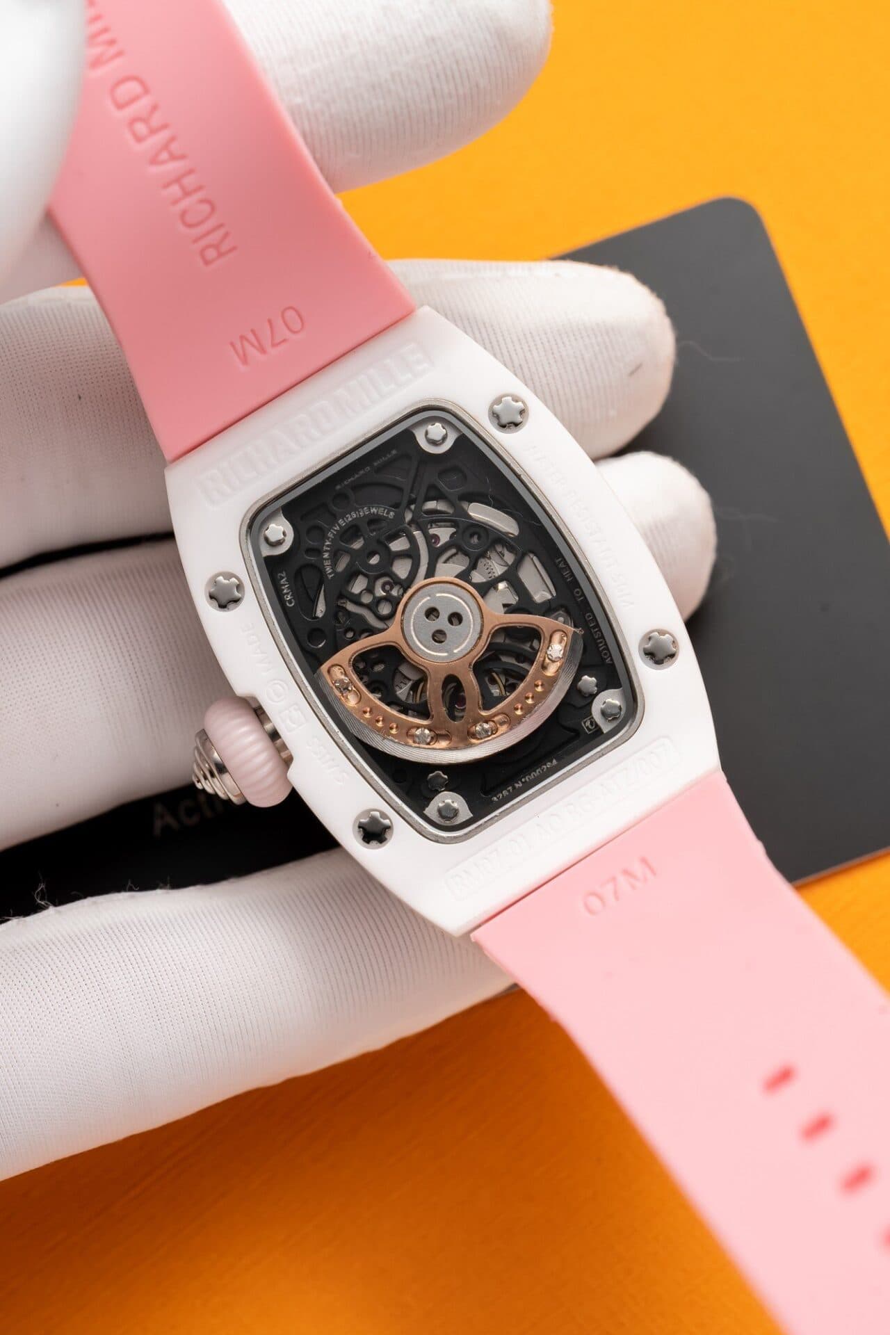 Dong-Ho-Richard-Mille-RM07-01-Ceramic-Day-Cao-Su-Mau-Hong-36mm-1-1