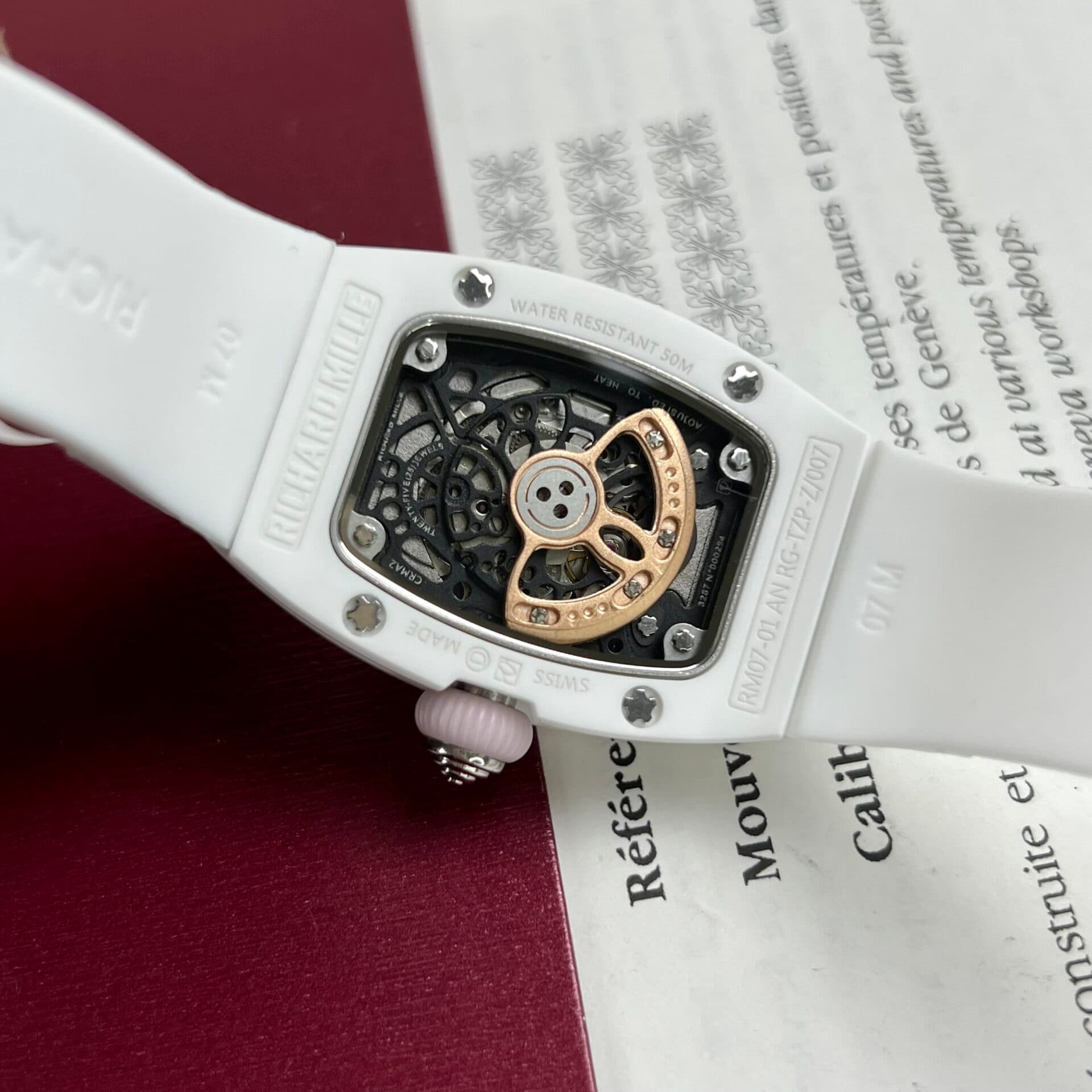 Dong-Ho-Richard-Mille-RM07-01-Ceramic-Trang-Replica-11-36mm-8-1