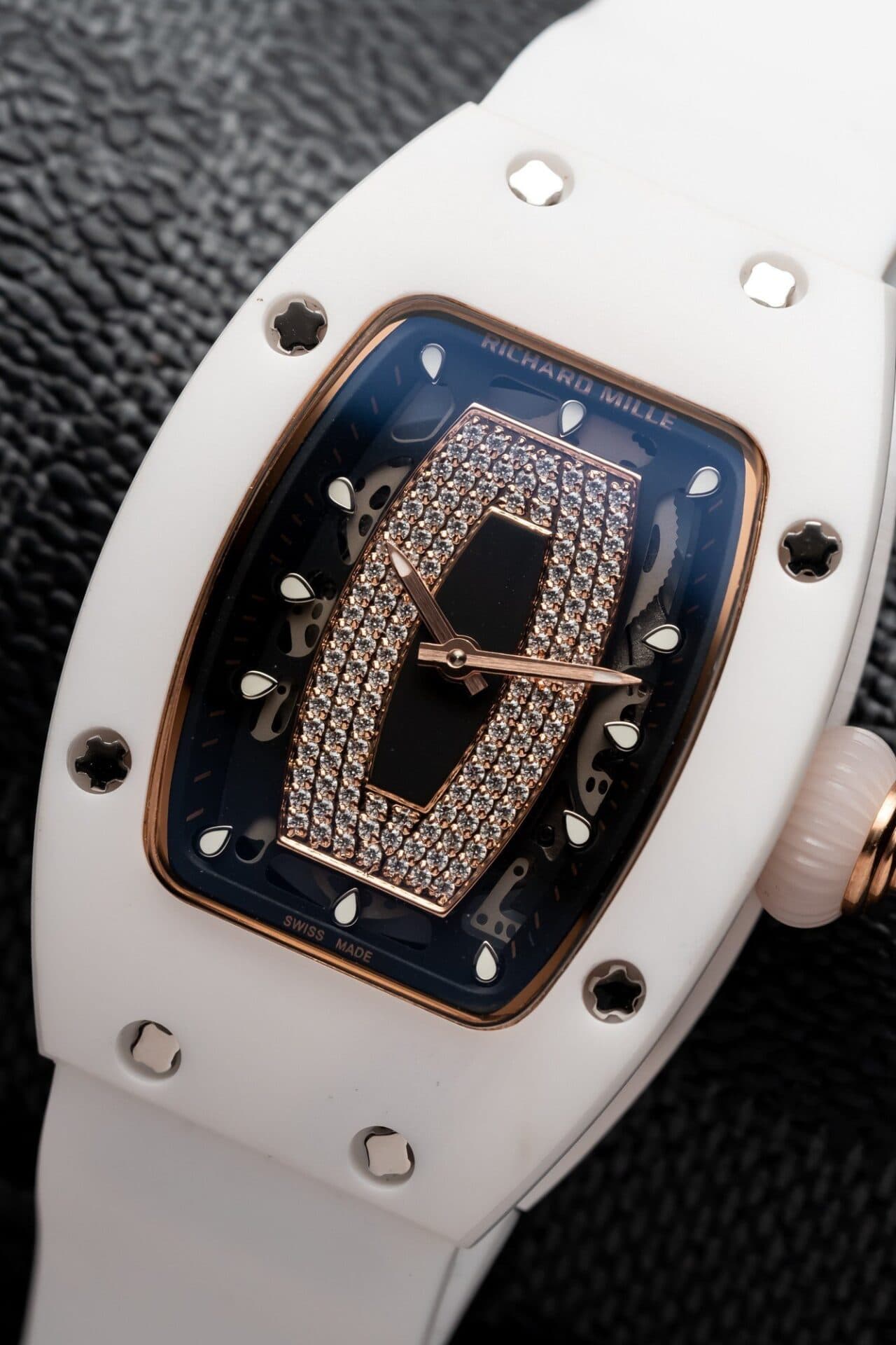 Dong-Ho-Richard-Mille-RM07-01-Nu-Vo-Gom-Trang-Replica-36mm-1-1