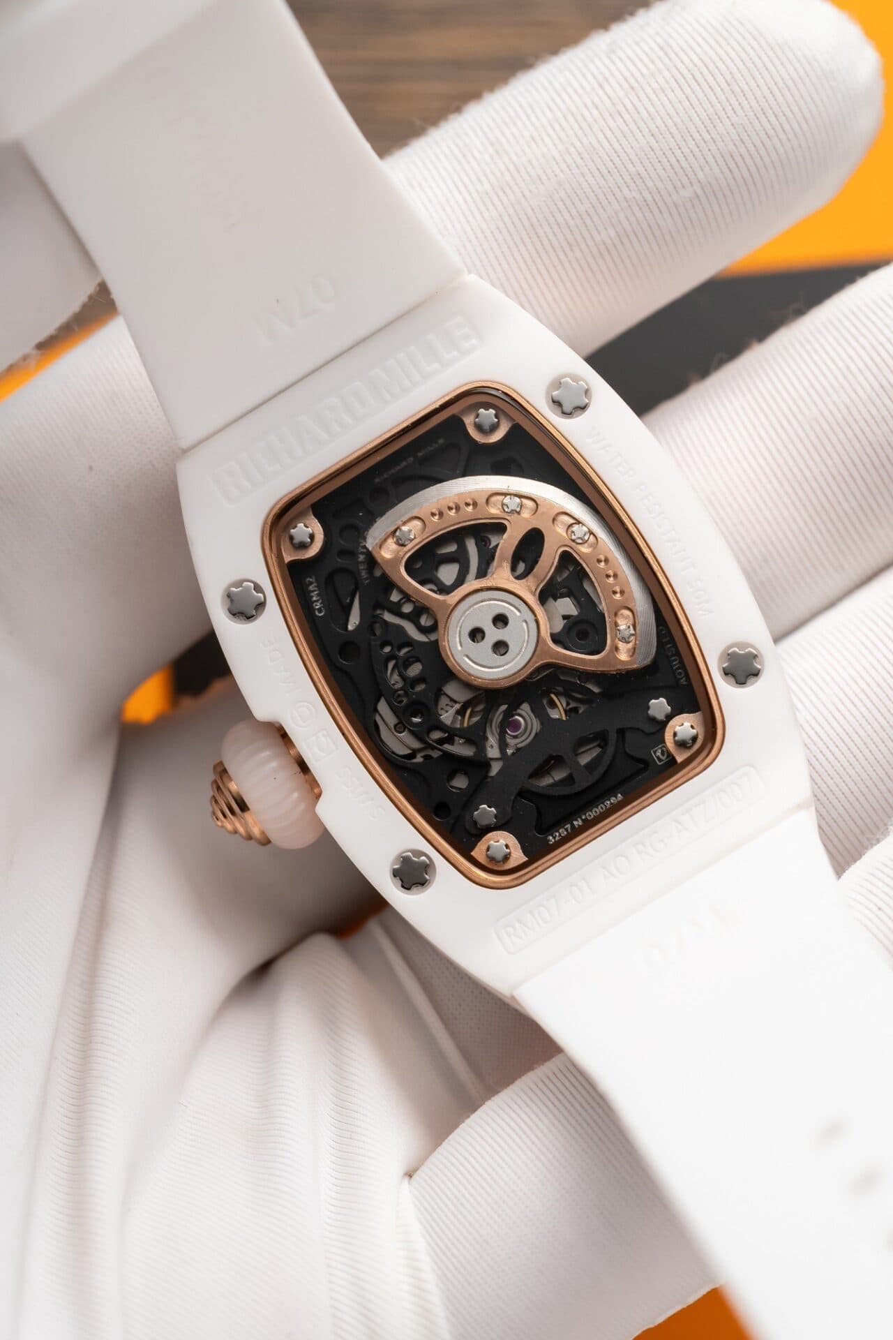 Dong-Ho-Richard-Mille-RM07-01-Nu-Vo-Gom-Trang-Replica-36mm-6-1