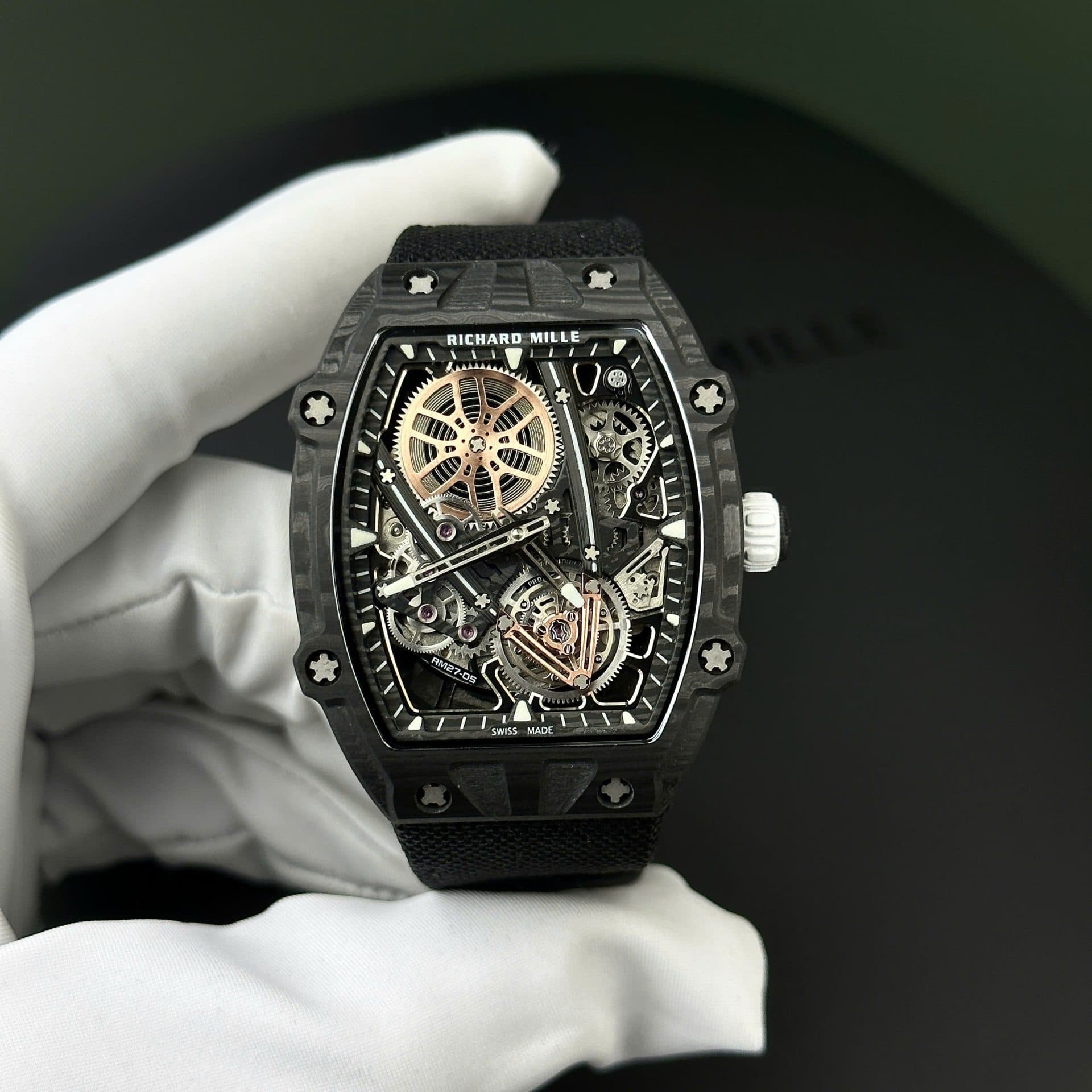 Dong-Ho-Richard-Mille-RM27-05-Vo-Carbon-Sieu-Nhe-Replica-11-38x48mm-2-1