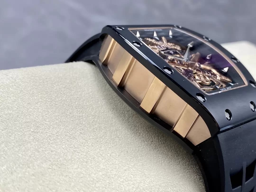 Dong-Ho-Richard-Mille-RM47-Samurai-Tourbillon-Ceramic-Replica-3-1