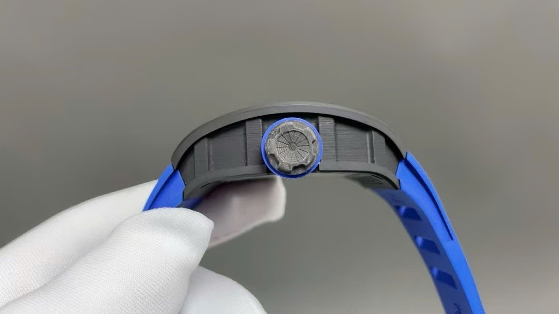 Dong-Ho-Richard-Mille-RM52-03-Paris-Saint-Germain-Tourbillon-Rep-1-1-Gom-Den-40x48mm-1-1