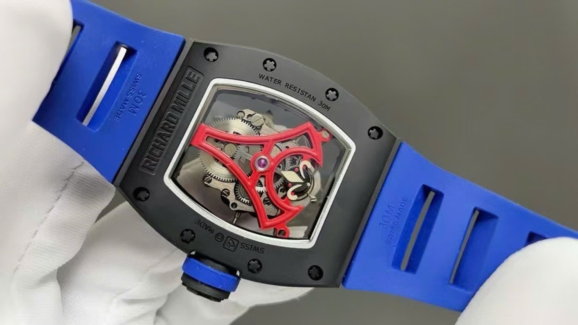 Dong-Ho-Richard-Mille-RM52-03-Paris-Saint-Germain-Tourbillon-Rep-1-1-Gom-Den-40x48mm-4-1