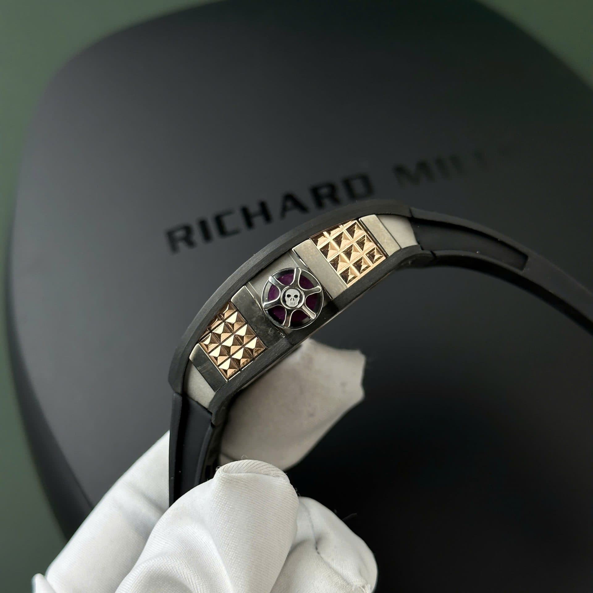 Dong-Ho-Richard-Mille-RM66-Flying-Tourbillon-Replica-1-1-Vo-Full-Carbon-42.7×49-4-1