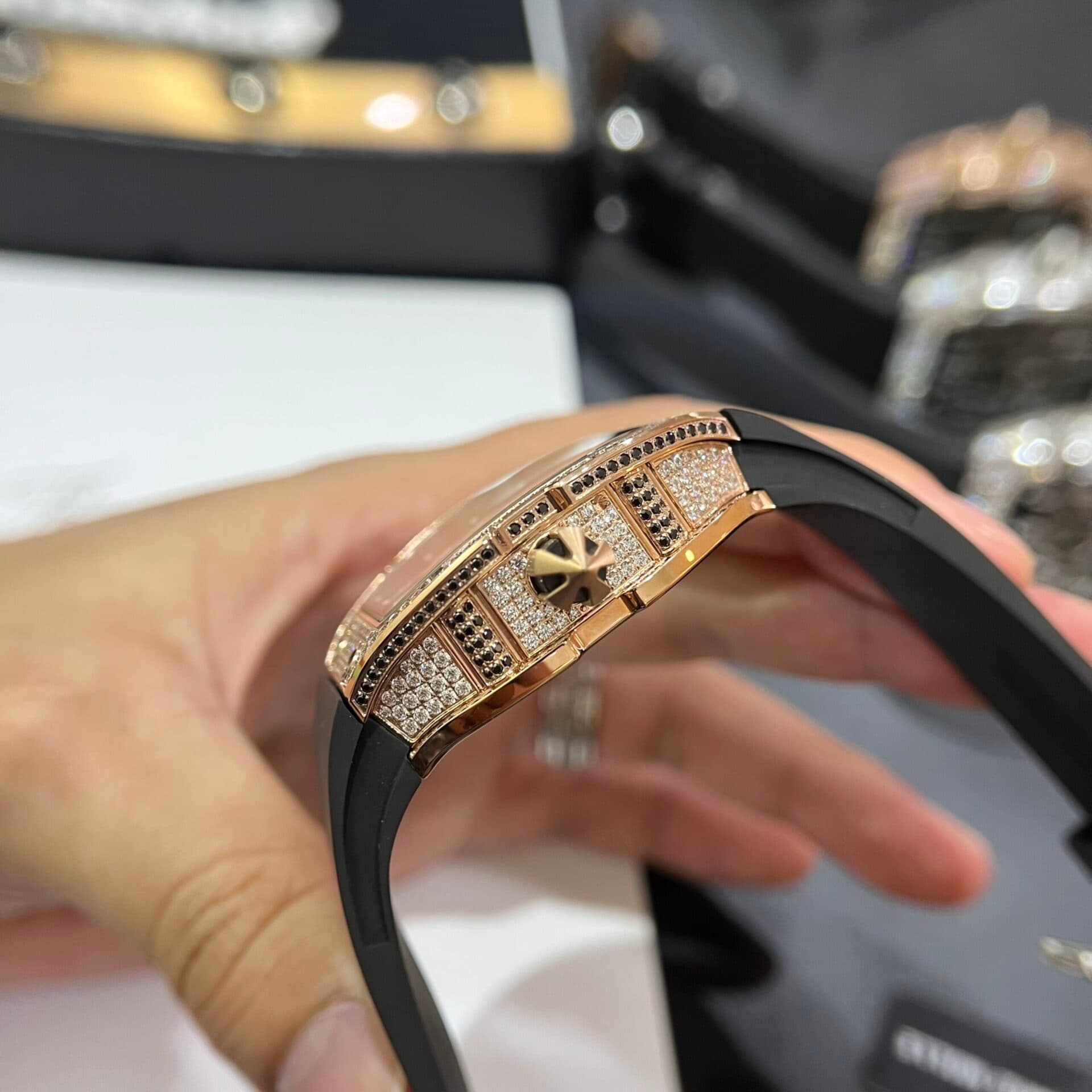 Dong-Ho-Richard-Mille-RM67-01-Replica-11-Rose-Gold-40mm-2-scaled-1