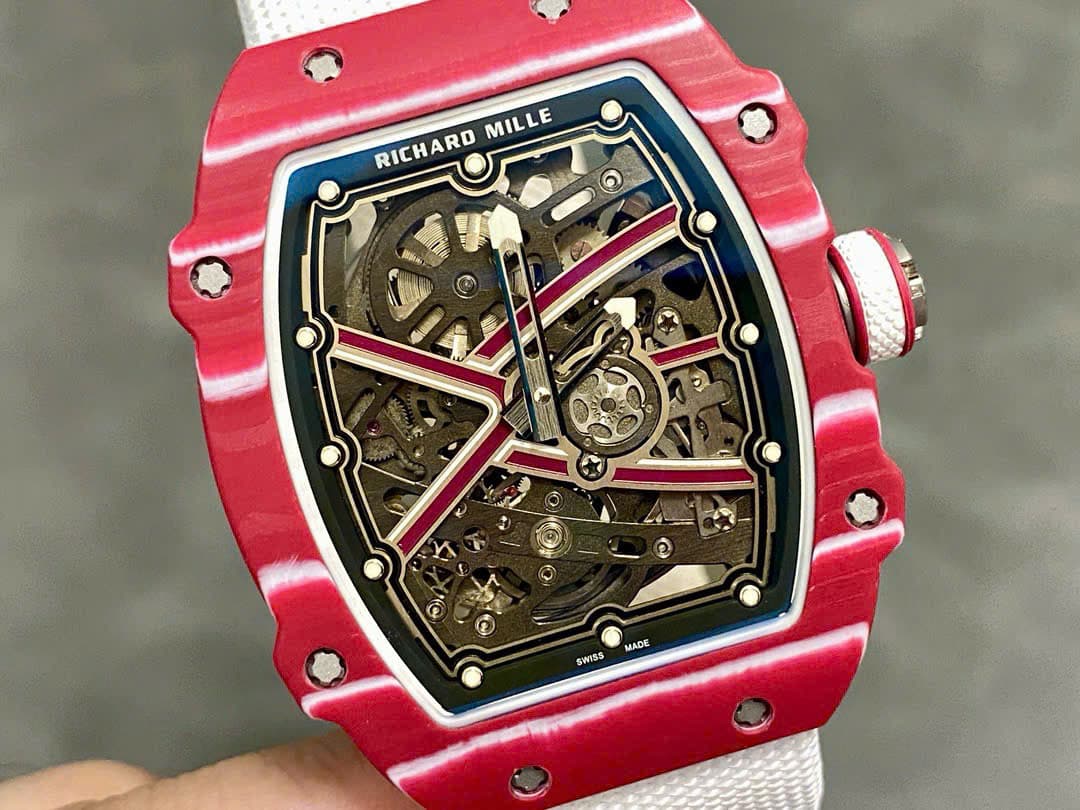 Dong-Ho-Richard-Mille-RM67-02-Che-Tac-Vo-Carbon-Sieu-Mong-Sieu-Nhe-Trong-Luong-37-Grams-38.7Γ47-1-1