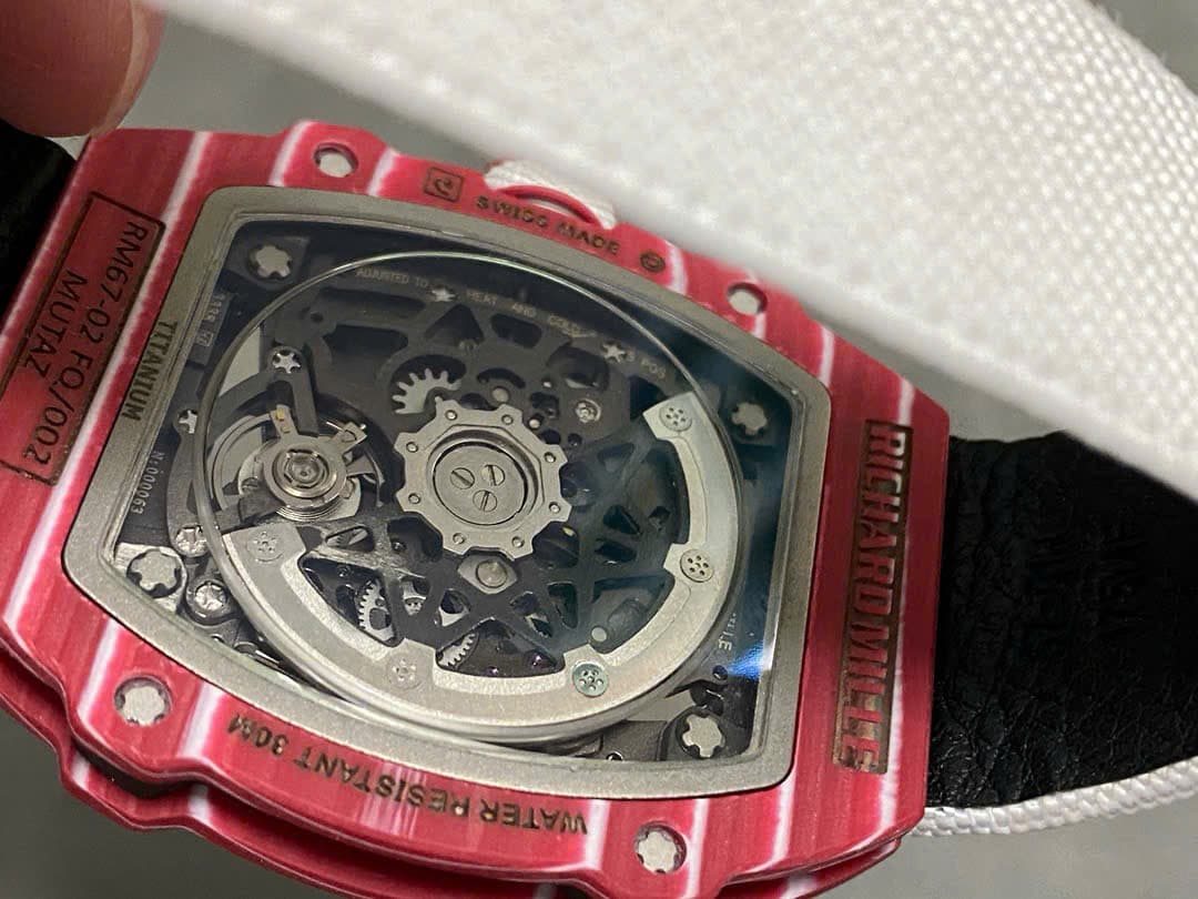 Dong-Ho-Richard-Mille-RM67-02-Che-Tac-Vo-Carbon-Sieu-Mong-Sieu-Nhe-Trong-Luong-37-Grams-38.7Γ47-2-1