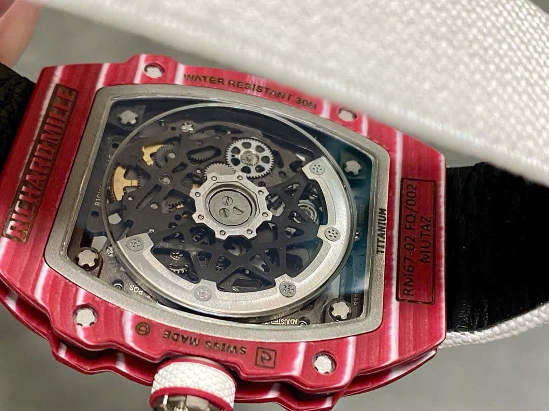 Dong-Ho-Richard-Mille-RM67-02-Che-Tac-Vo-Carbon-Sieu-Mong-Sieu-Nhe-Trong-Luong-37-Grams-38.7Γ47-4-1