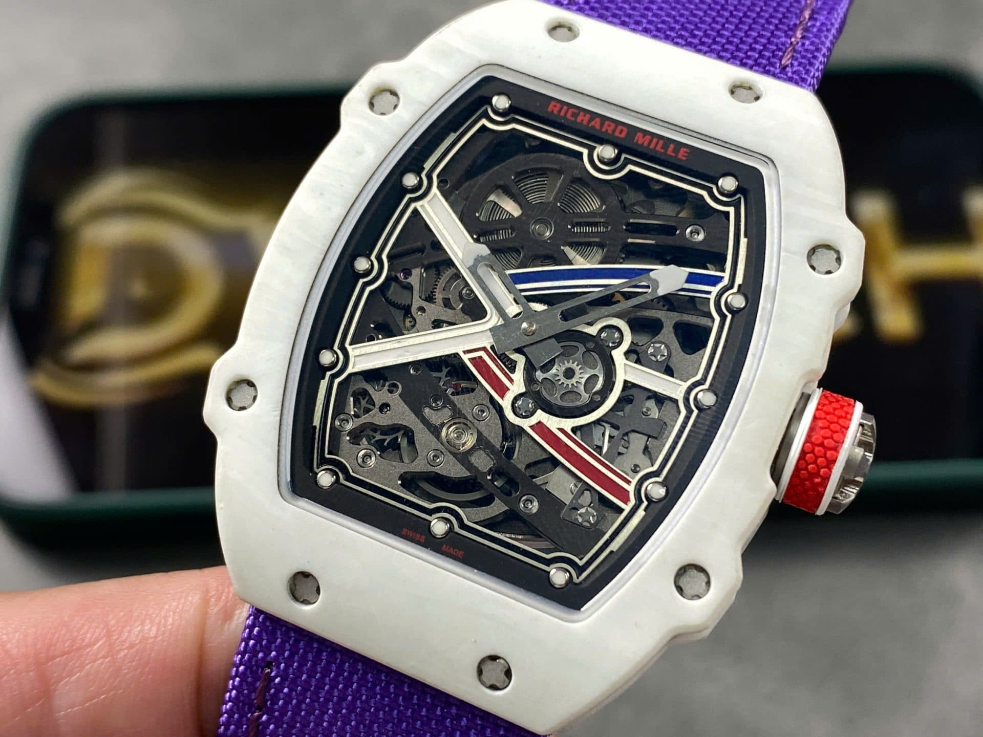 Dong-Ho-Richard-Mille-RM67-02-Che-Tac-Vo-Carbon-Trang-Sieu-Nhe-37-Grams-38.7Γ47-14-1