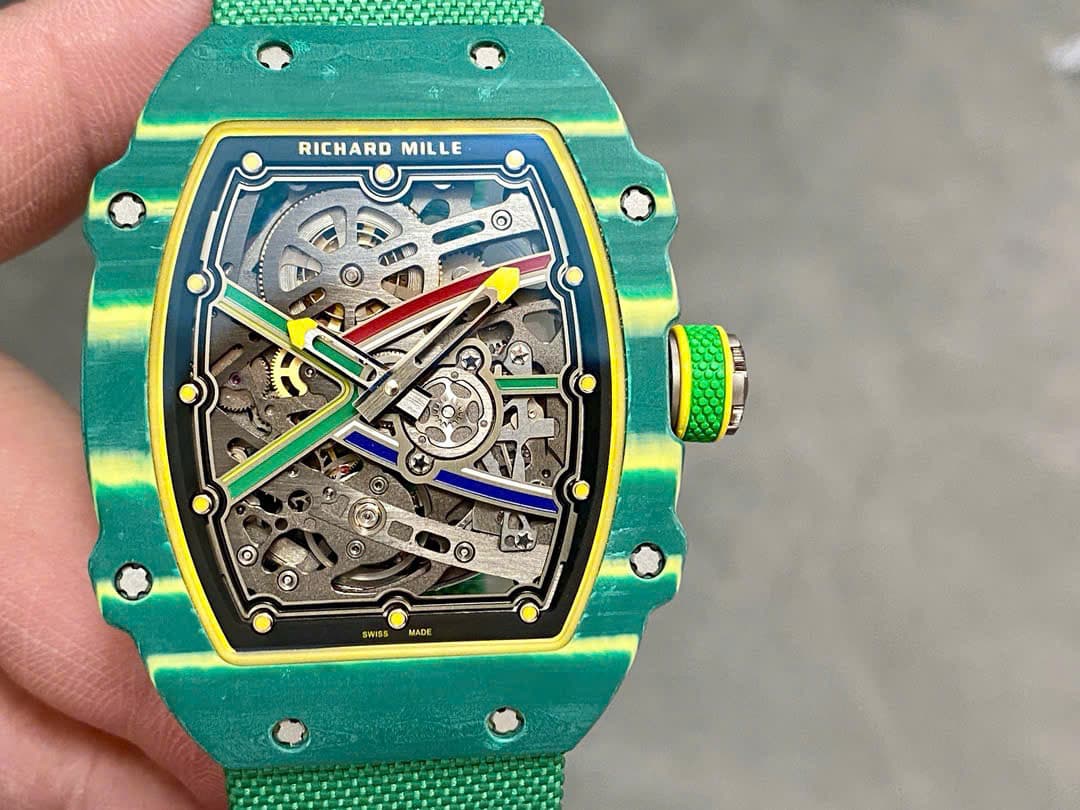 Dong-Ho-Richard-Mille-RM67-02-Vo-Carbon-Xanh-Che-Tac-Sieu-Mong-Sieu-Nhe-37-Grams-38.7×47-2-1