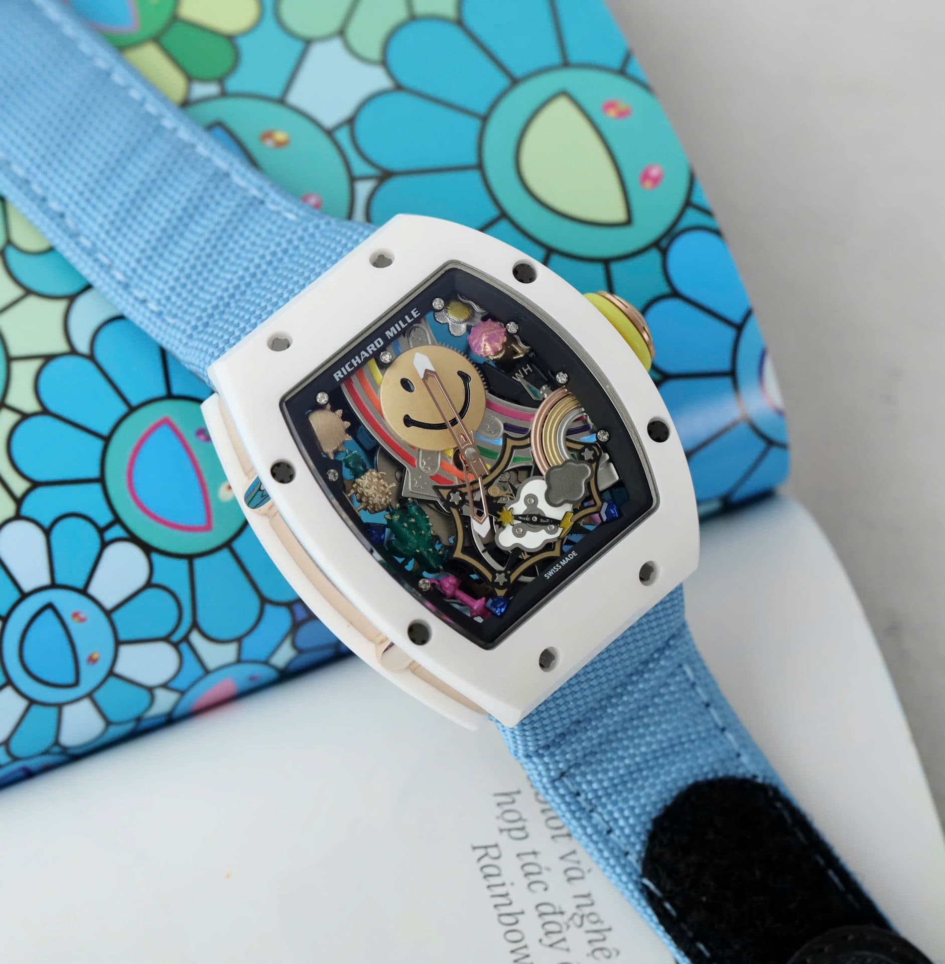 Dong-Ho-Richard-Mille-Rep-11-Cao-Cap-RM88-Smiley-Day-Vai-Nato-Mau-Xanh-42mm-5-1