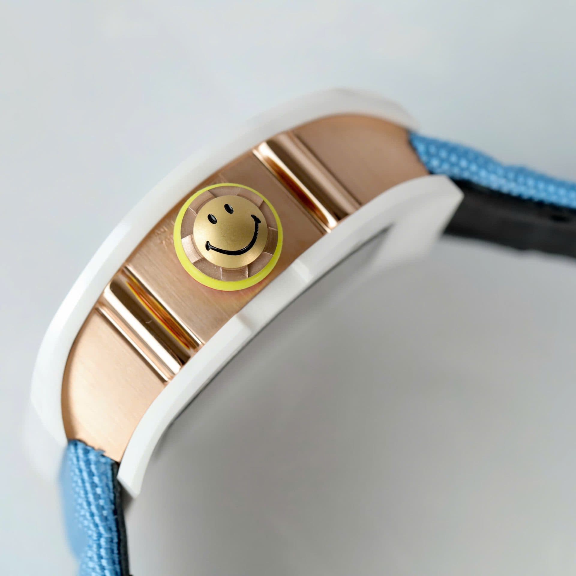 Dong-Ho-Richard-Mille-Rep-11-Cao-Cap-RM88-Smiley-Day-Vai-Nato-Mau-Xanh-42mm-7-1