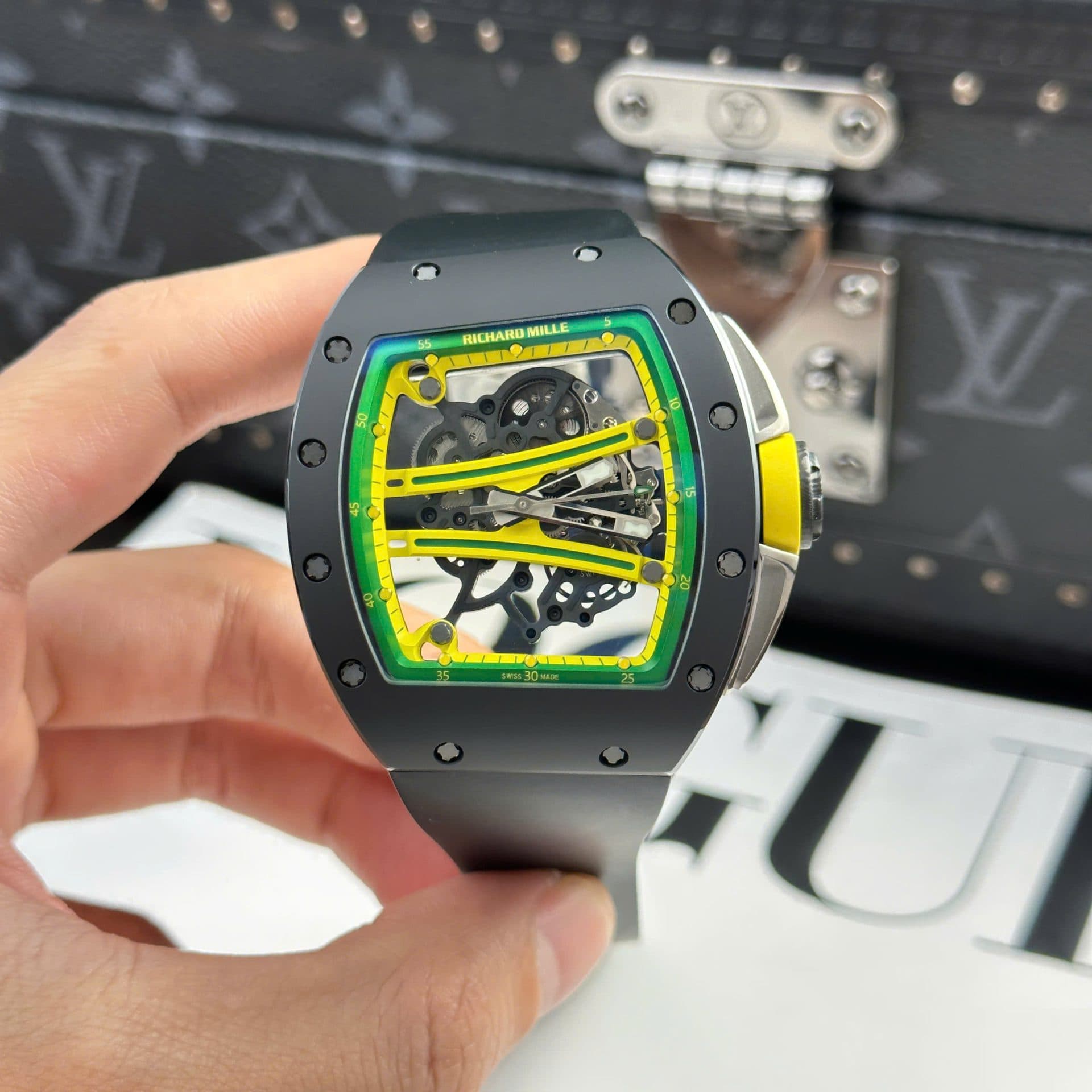 Dong-Ho-Richard-Mille-Rep-11-RM61-01-Manual-Winding-Yohan-Blake-Vo-Gom-Den-ZF-42.7×50-1-1