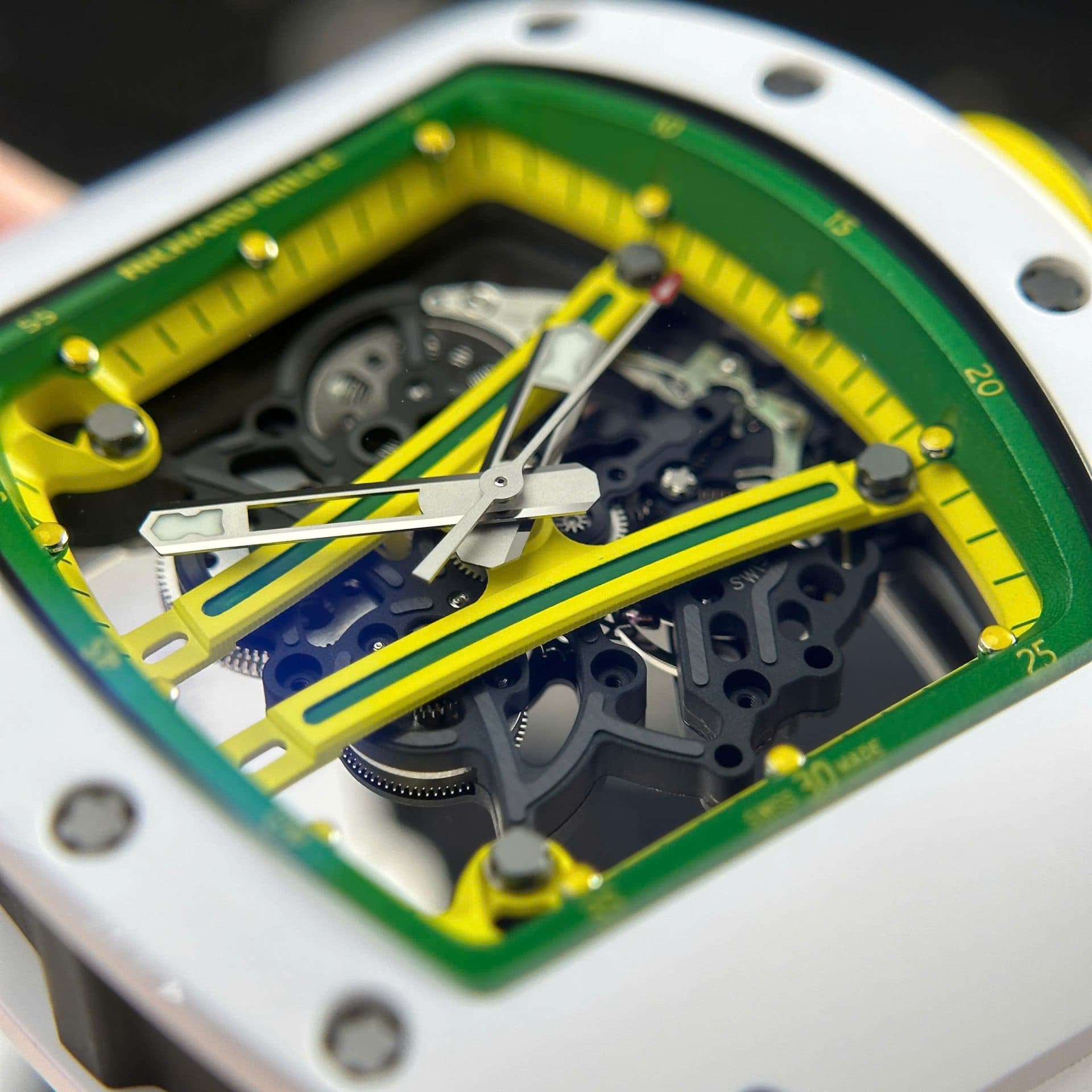 Dong-Ho-Richard-Mille-Replica-11-RM61-01-Manual-Winding-Yohan-Blake-Vo-Gom-Trang-ZF-42.7×50-5-1