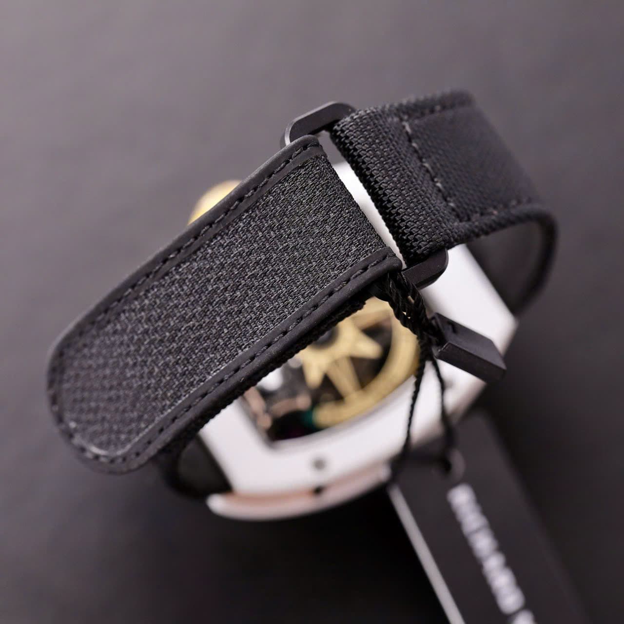 Dong-Ho-Richard-Mille-Replica-11-RM88-Smiley-Day-Vai-Nato-42mm-10-1