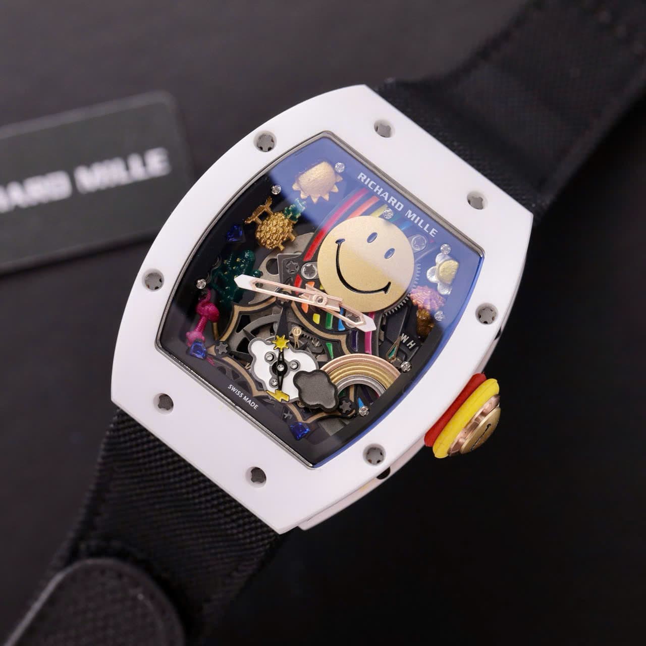 Dong-Ho-Richard-Mille-Replica-11-RM88-Smiley-Day-Vai-Nato-42mm-5-1