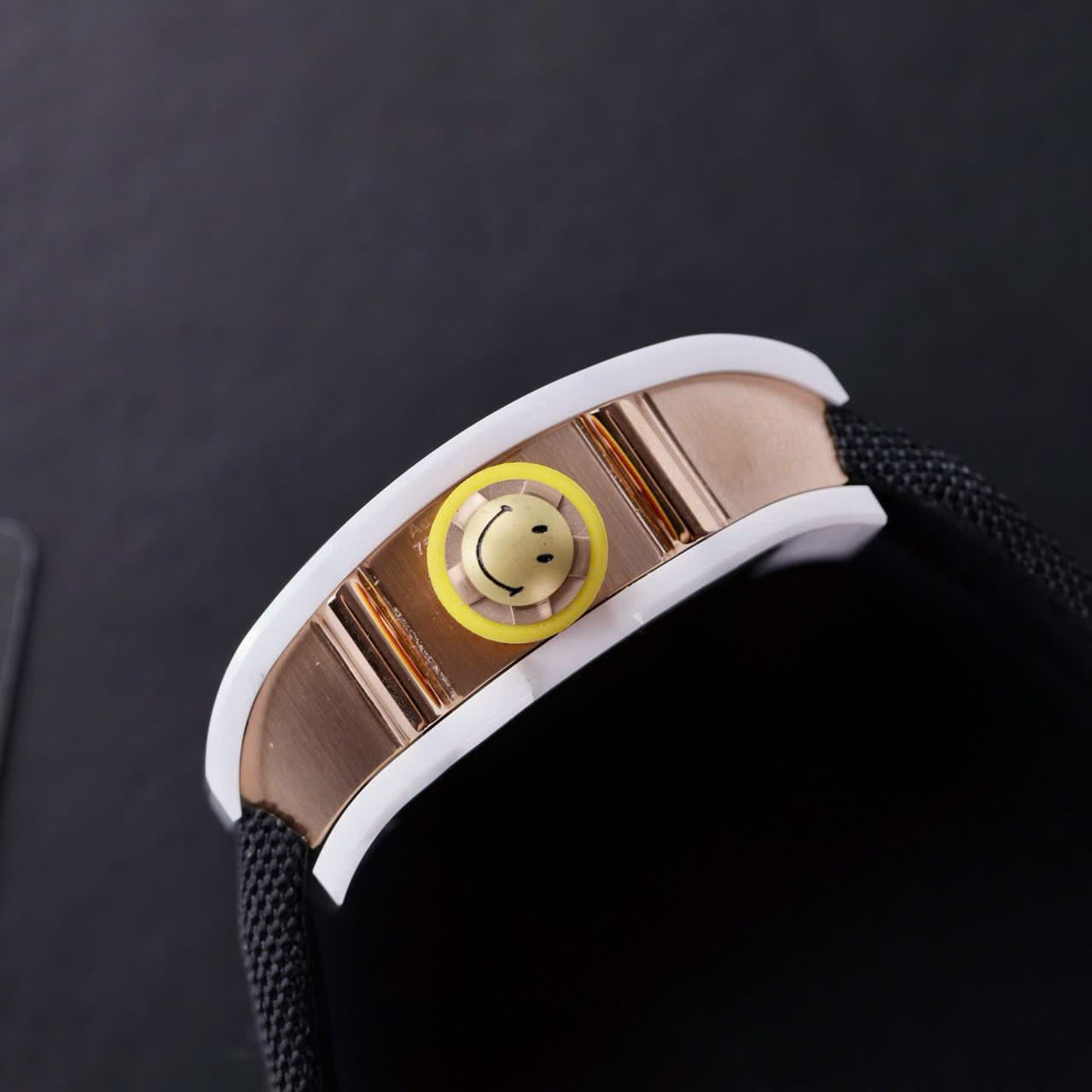 Dong-Ho-Richard-Mille-Replica-11-RM88-Smiley-Day-Vai-Nato-42mm-8-1