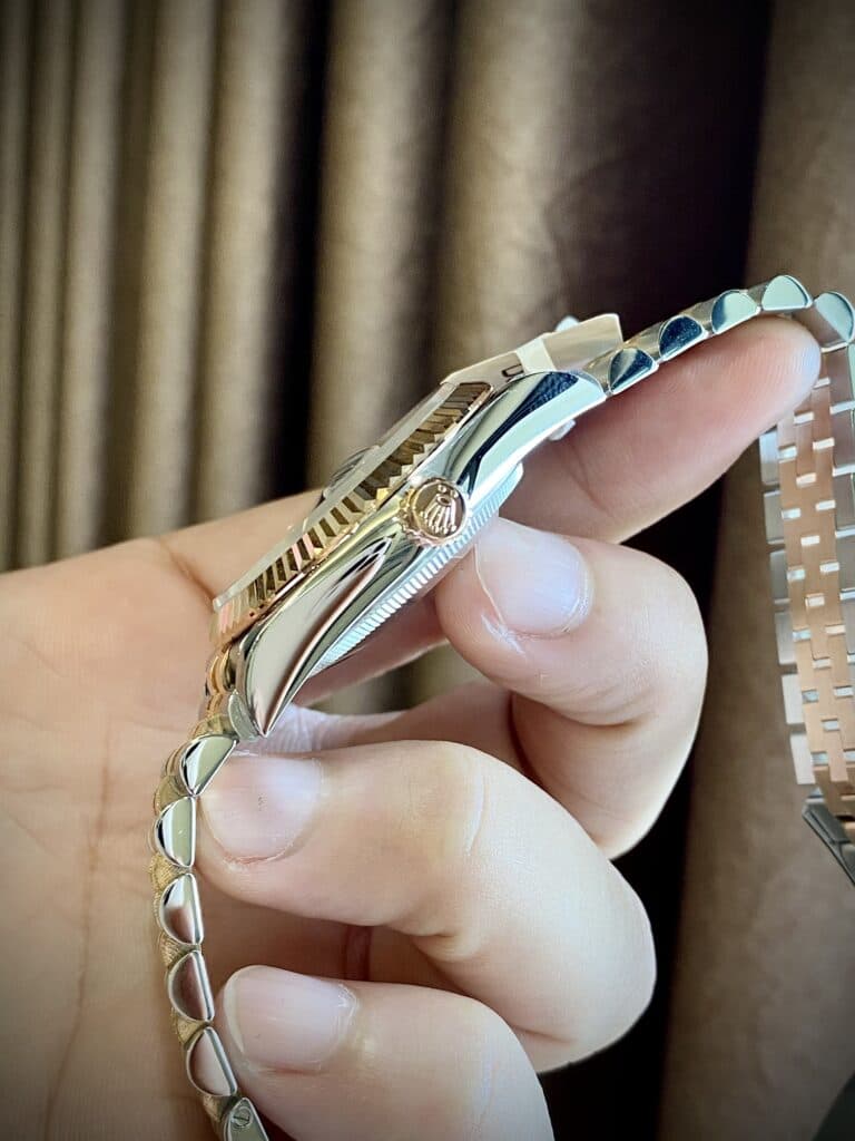 Dong-Ho-Rolex-Boc-Vang-Hong-Mat-Den-Nha-May-GM-DateJust-36mm-2-1