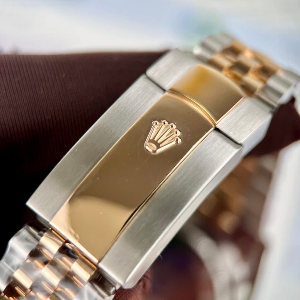Dong-Ho-Rolex-Boc-Vang-That-Mat-Xa-Cu-May-GM-DateJust-41mm-2-1