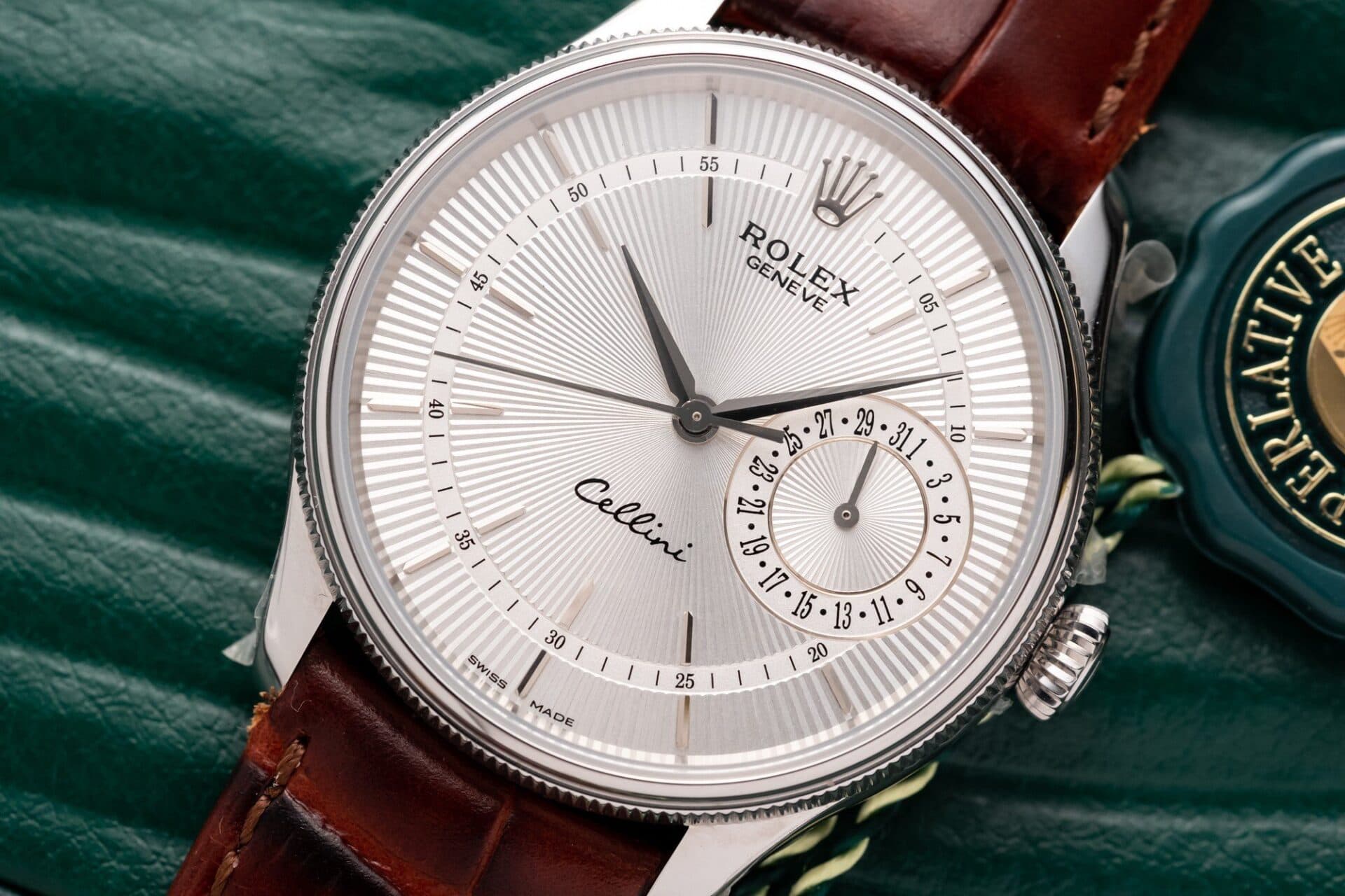 Dong-Ho-Rolex-Cellini-Date-50519-Day-Da-Mau-Nau-Rep-11-39mm-7-1