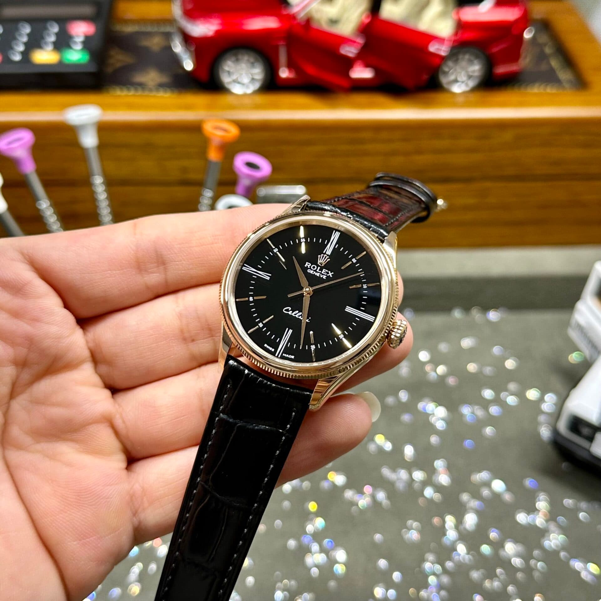 Dong-Ho-Rolex-Cellini-Time-50505-Replica-11-Mau-Den-39mm-5-scaled-1