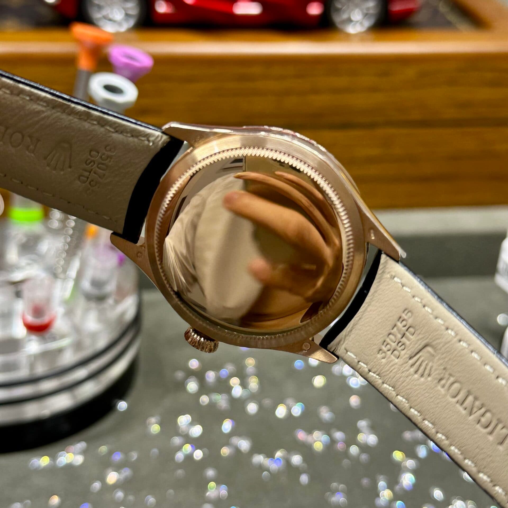 Dong-Ho-Rolex-Cellini-Time-50505-Replica-11-Mau-Den-39mm-7-scaled-1