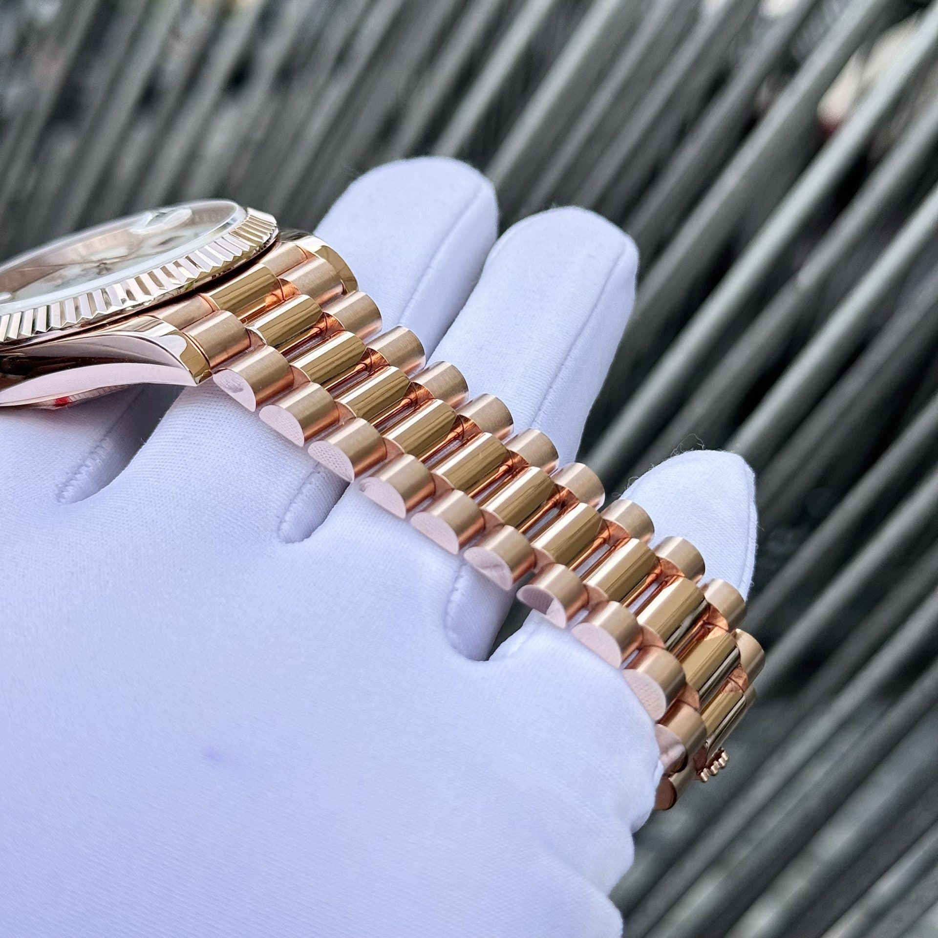 Dong-Ho-Rolex-Che-Tac-Boc-Vang-Hong-Mat-Xa-Cu-Moissanite-Day-Date-GM-Factory-40mm-3-1