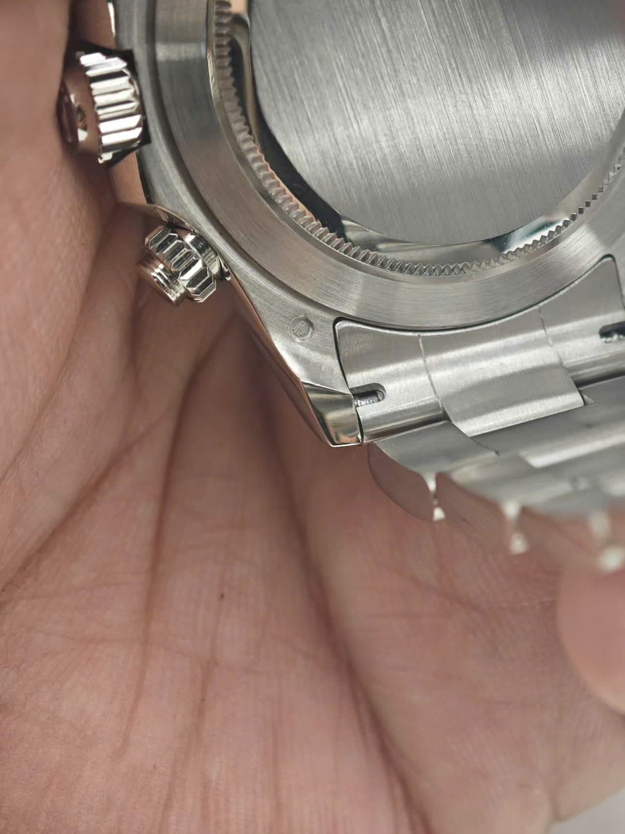 Dong-Ho-Rolex-Che-Tac-Cosmograph-Daytona-116576TBR-Bach-Kim-PT950-Kim-Cuong-40mm-11-1